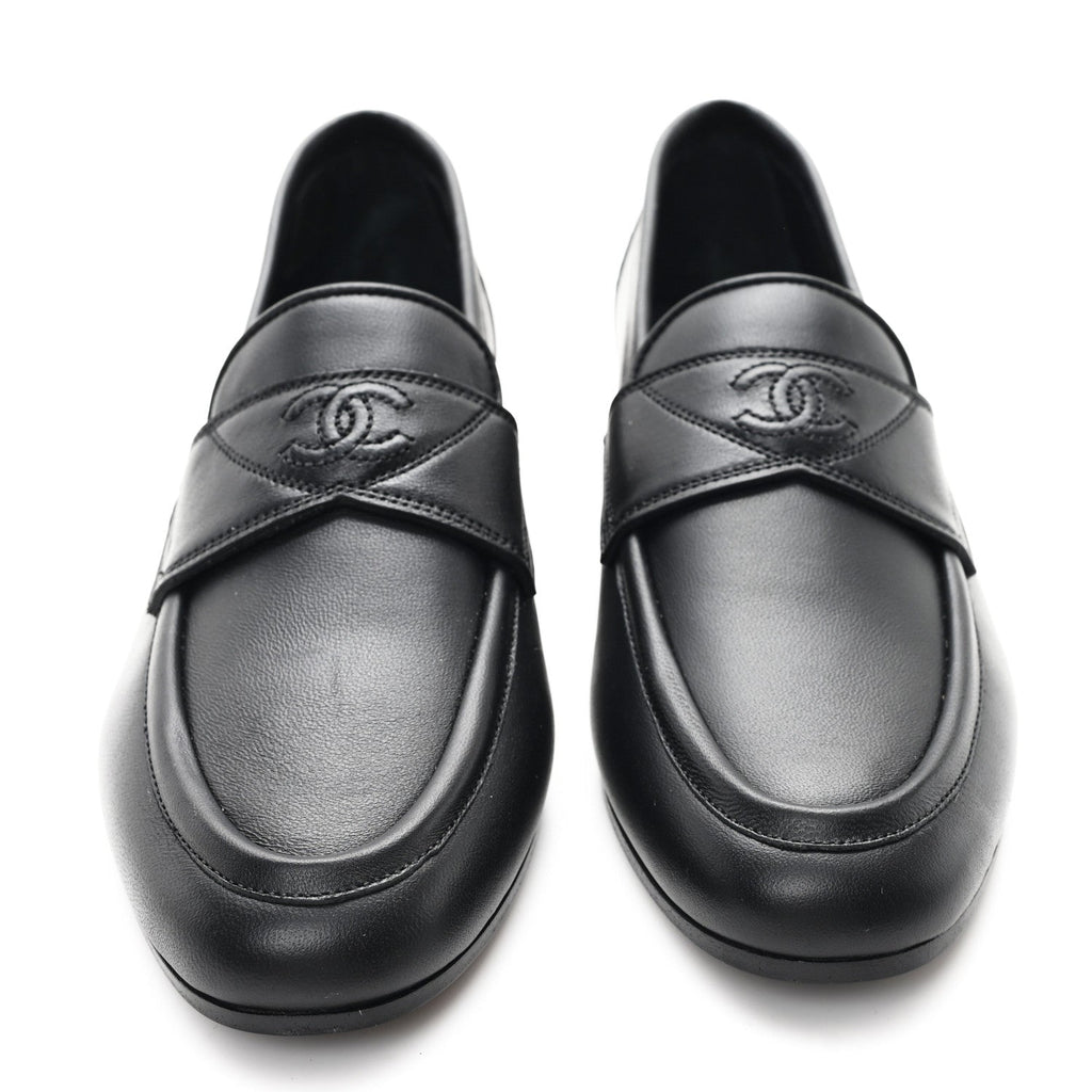 Calfskin Womens Stitched CC Loafers 36 Black