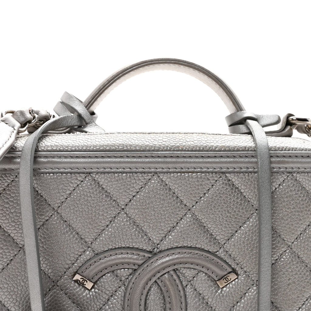 Chanel Metallic Caviar Quilted Medium CC Filigree Vanity Case Silver