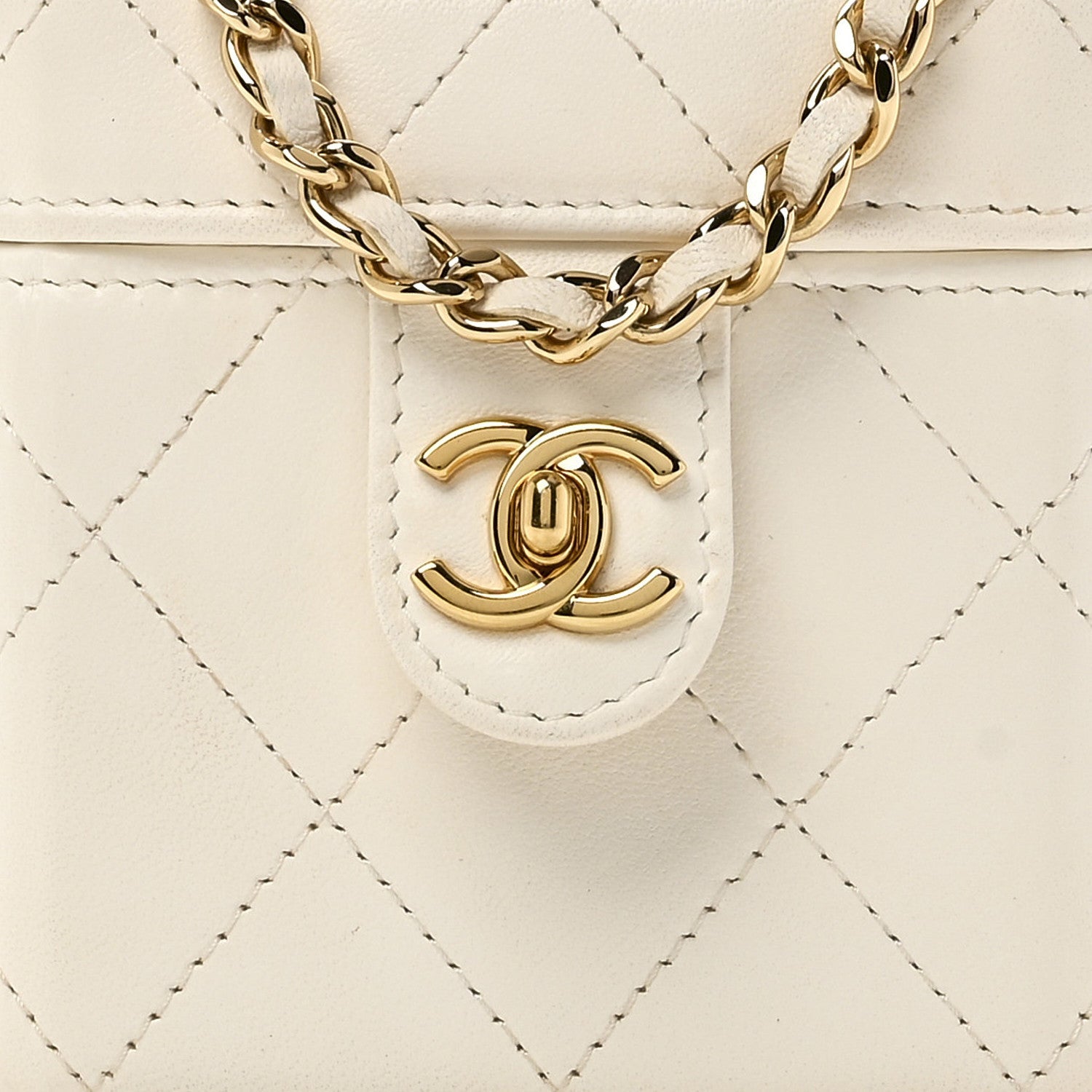 Chanel Lambskin Quilted Vanity Clutch With Chain White