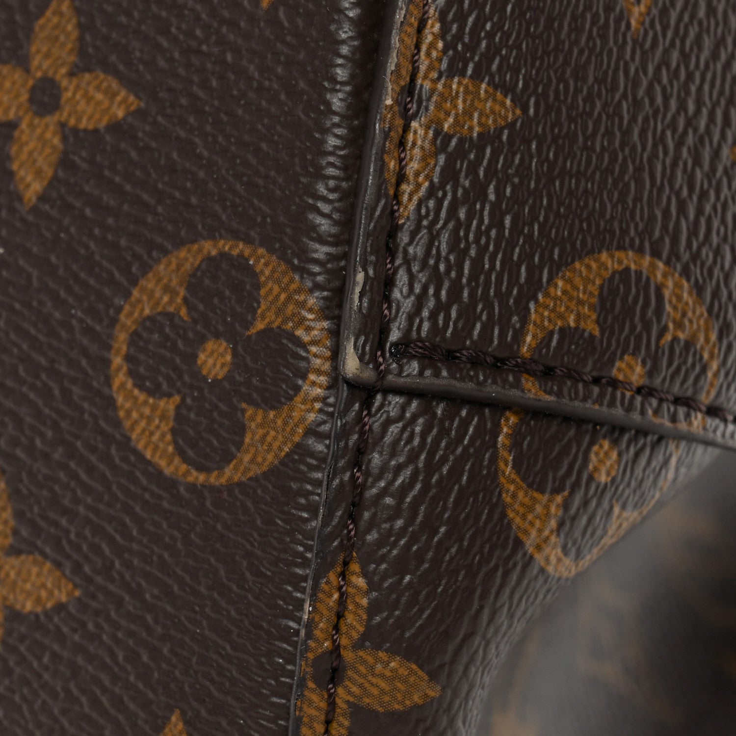 Louis Vuitton Monogram Neonoe MM Black