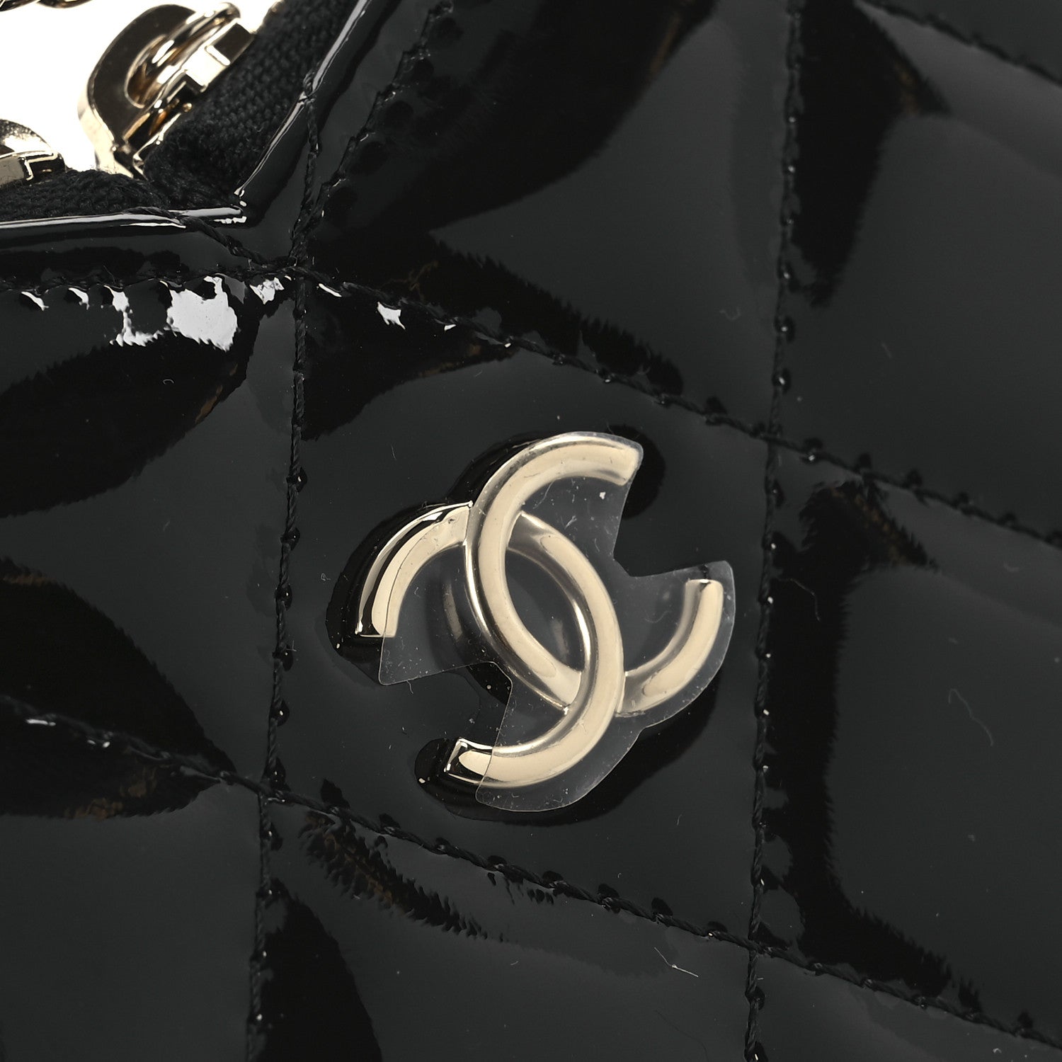 Chanel Patent Calfskin Resin Quilted CC Heart Clutch With Chain Black