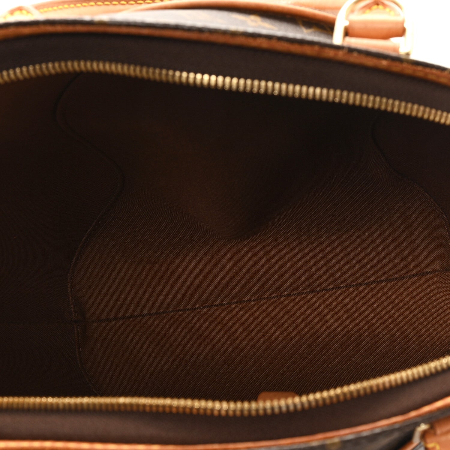 Louis Vuitton Monogram Ellipse MM