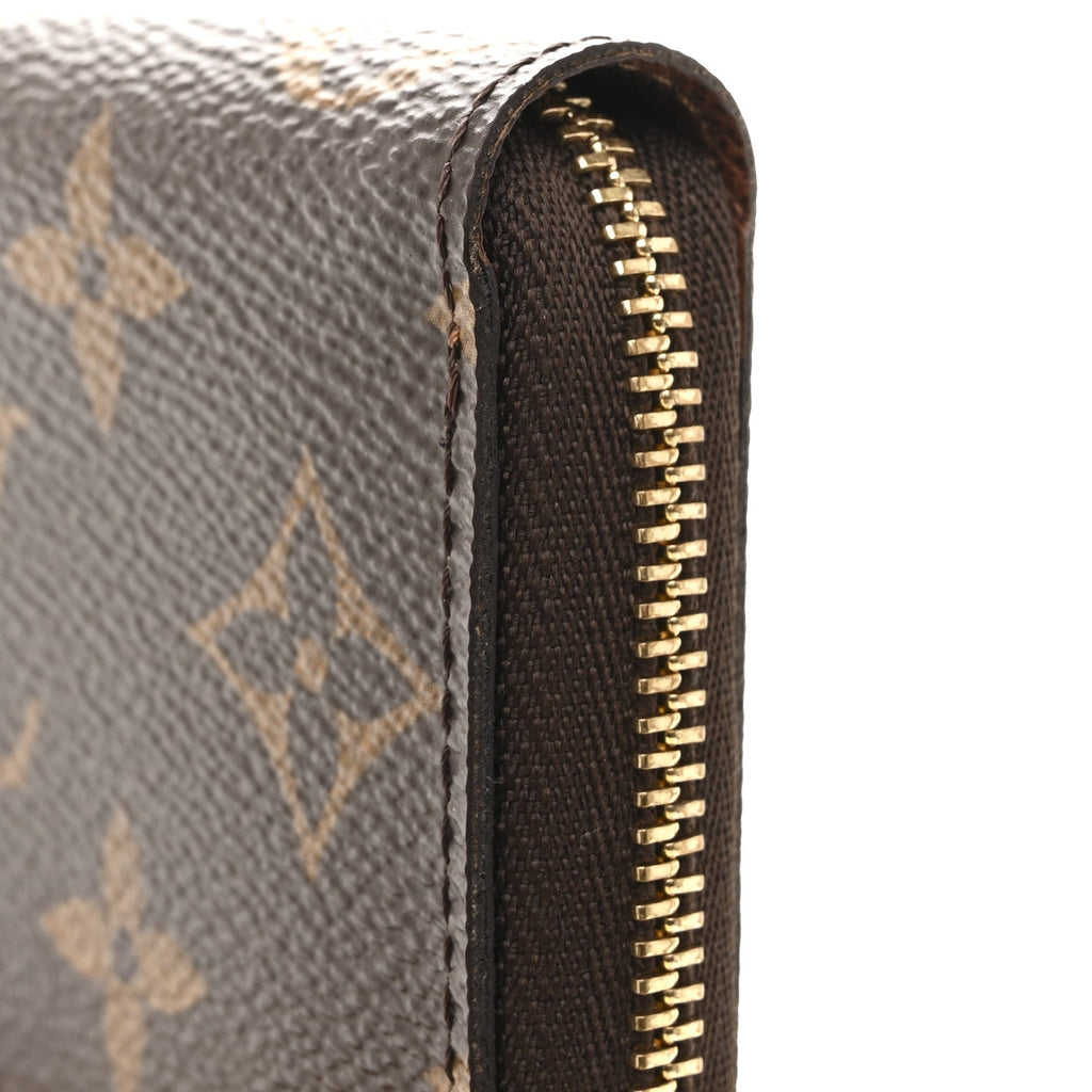 Louis Vuitton Monogram Zippy Coin Purse