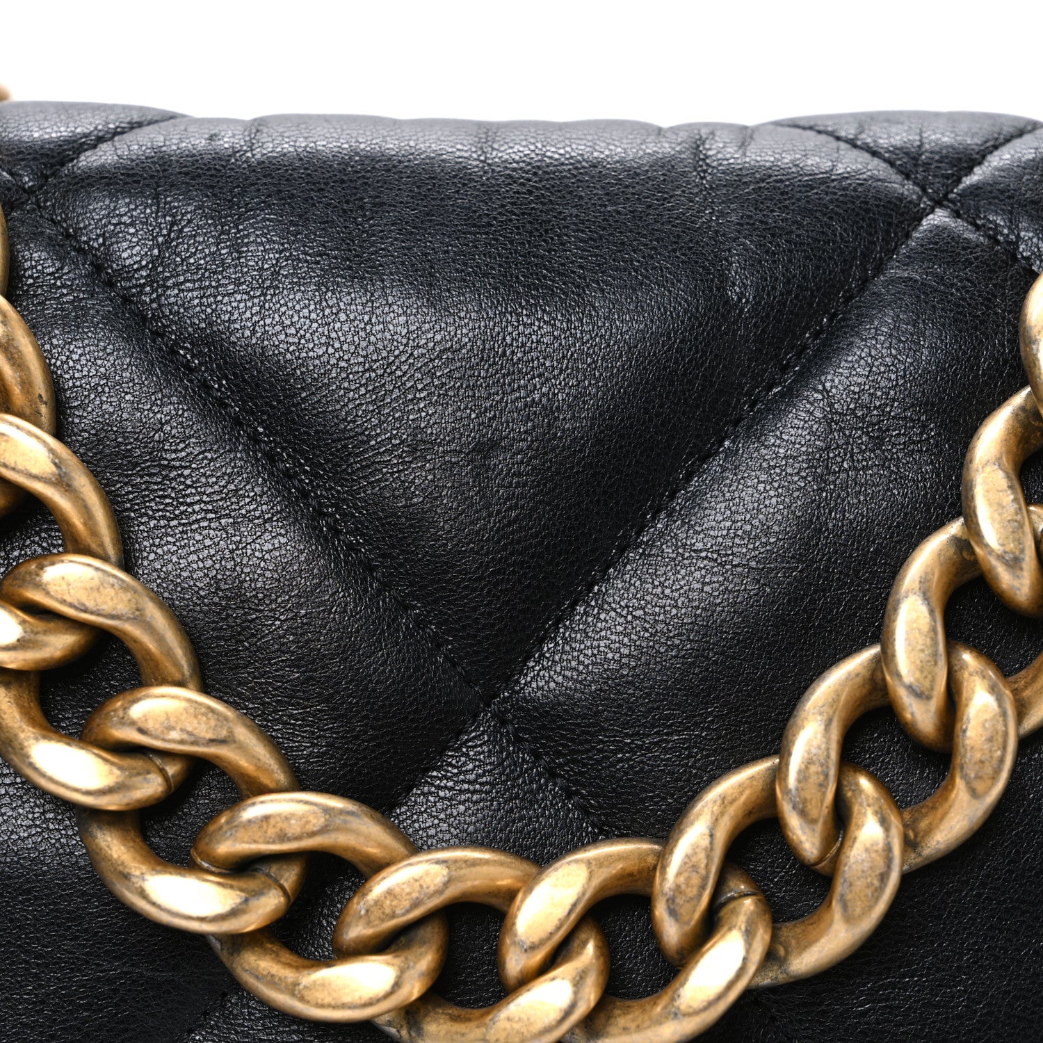 Chanel Shiny Goatskin Quilted Maxi Chanel 19 Flap Black