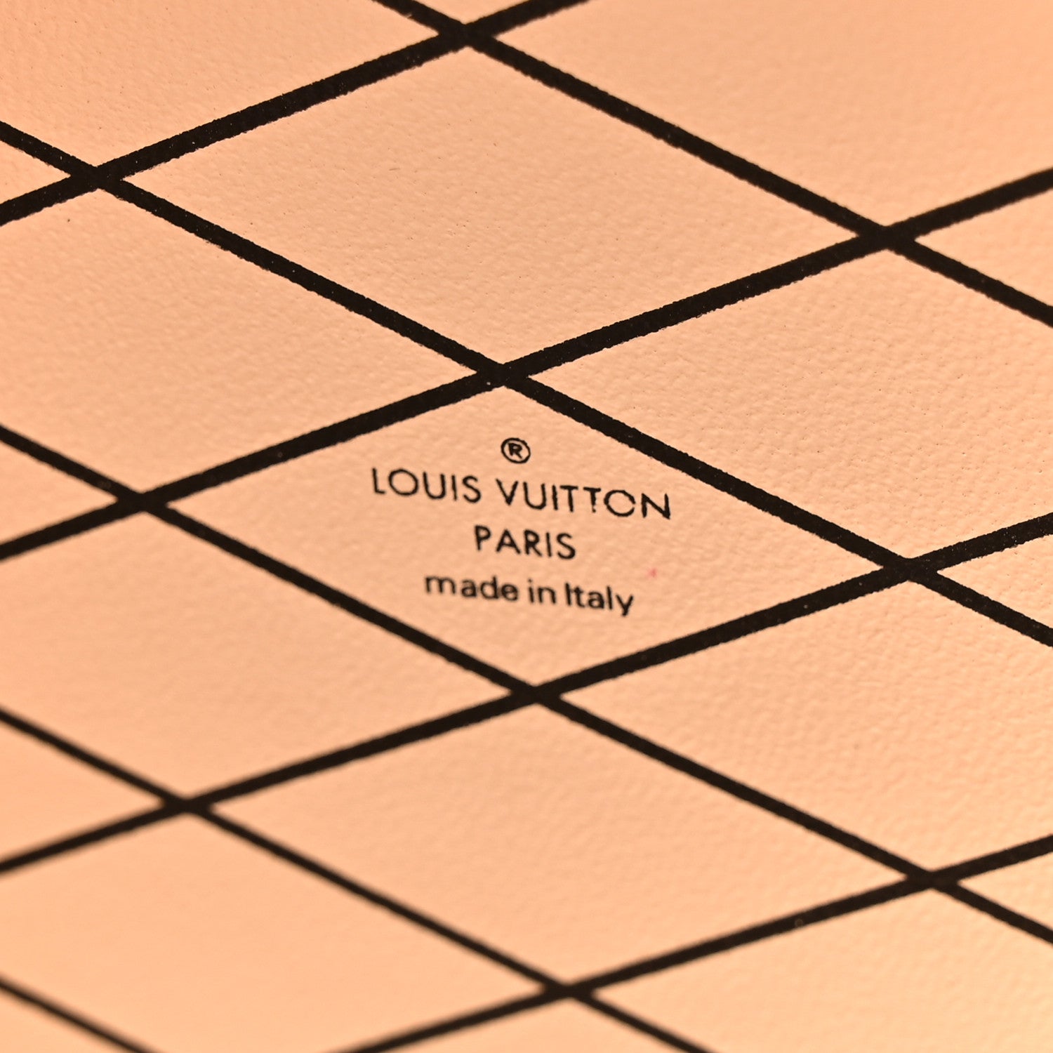 Louis Vuitton Monogram Petite Boite Chapeau