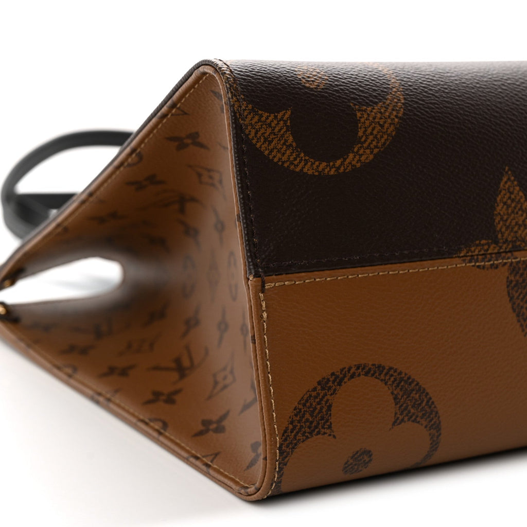 Louis Vuitton Reverse Monogram Giant Onthego MM