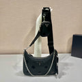 Prada Bags - 5605