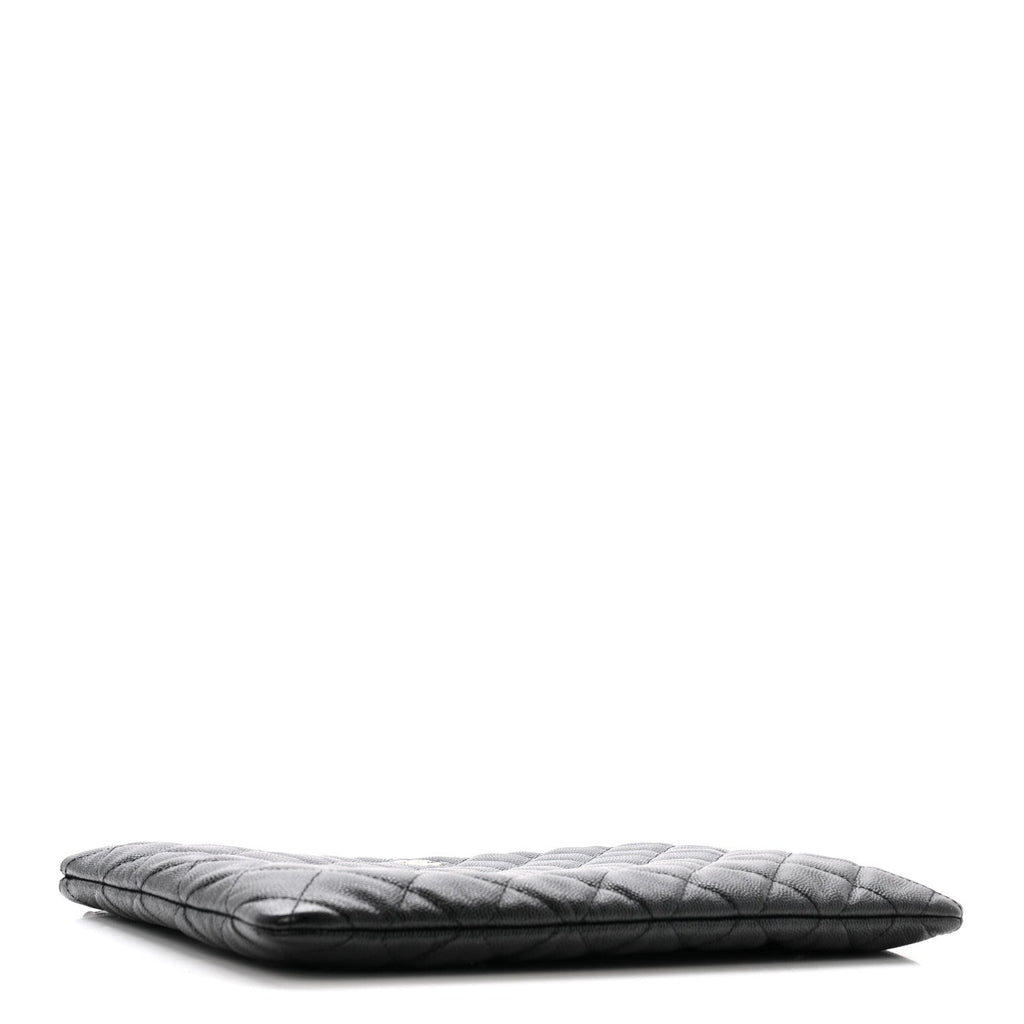 Caviar Quilted Medium Cosmetic Case Black
