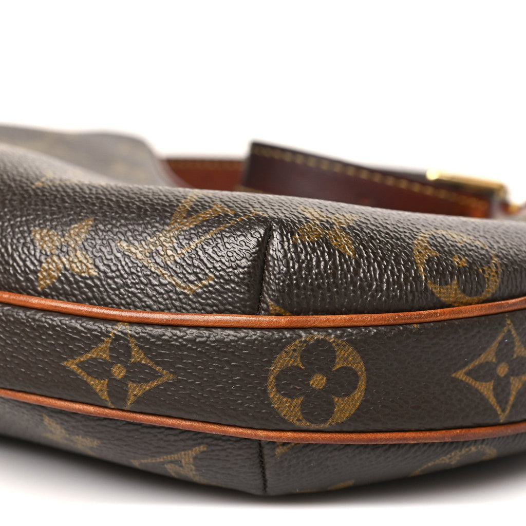 Louis Vuitton Monogram Croissant PM