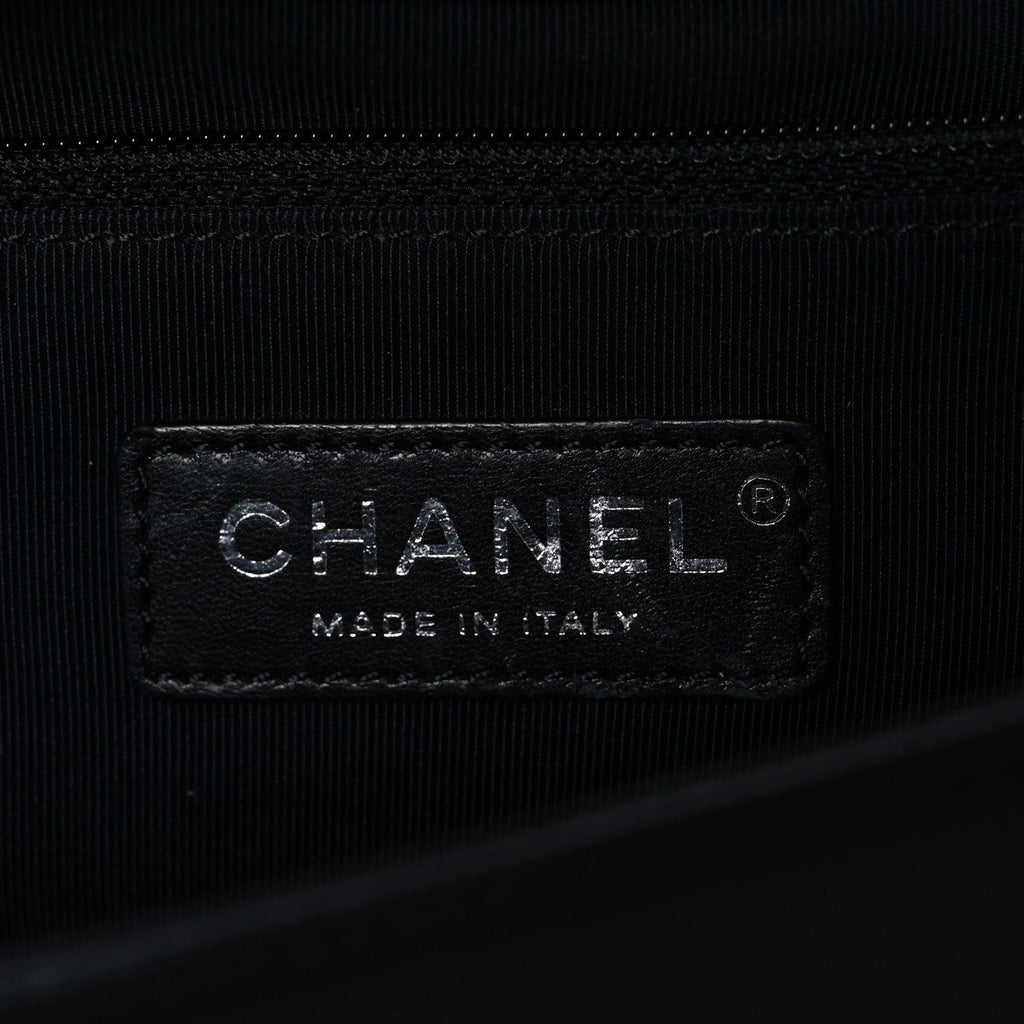 Chanel Lambskin Chevron Quilted New Medium Boy Flap Black