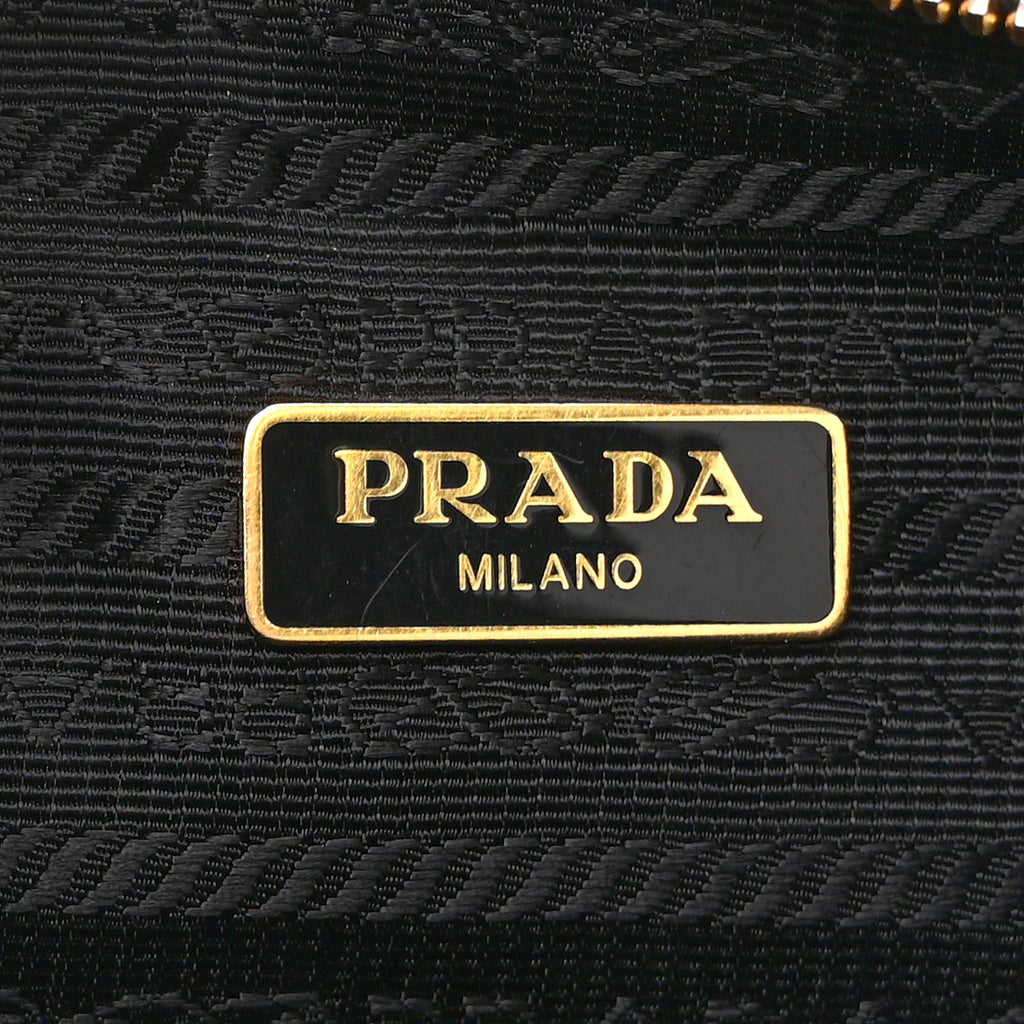 Prada Saffiano Lux Re-Edition 2005 Shoulder Bag Black