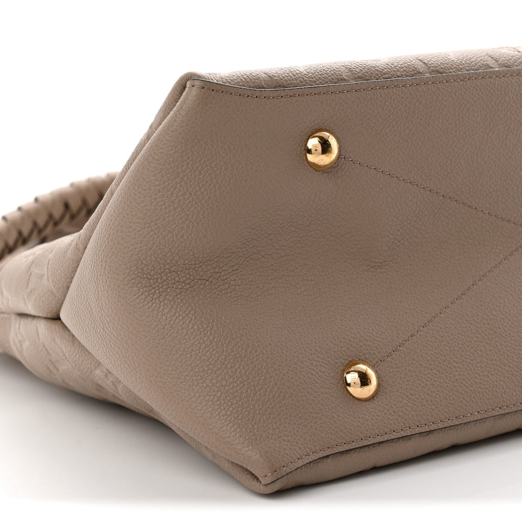 Louis Vuitton Empreinte Maida Hobo Tourterelle