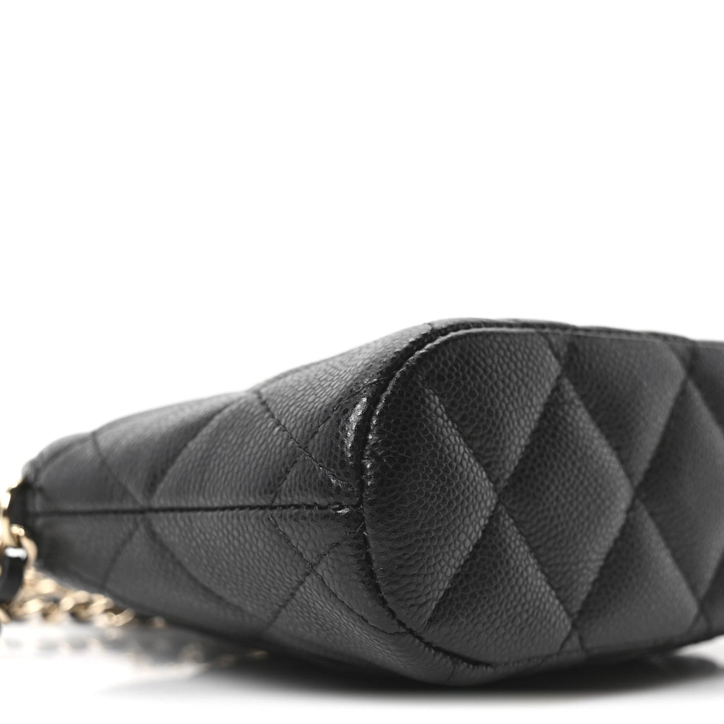Chanel Caviar Quilted Classic Clutch With Chain Black