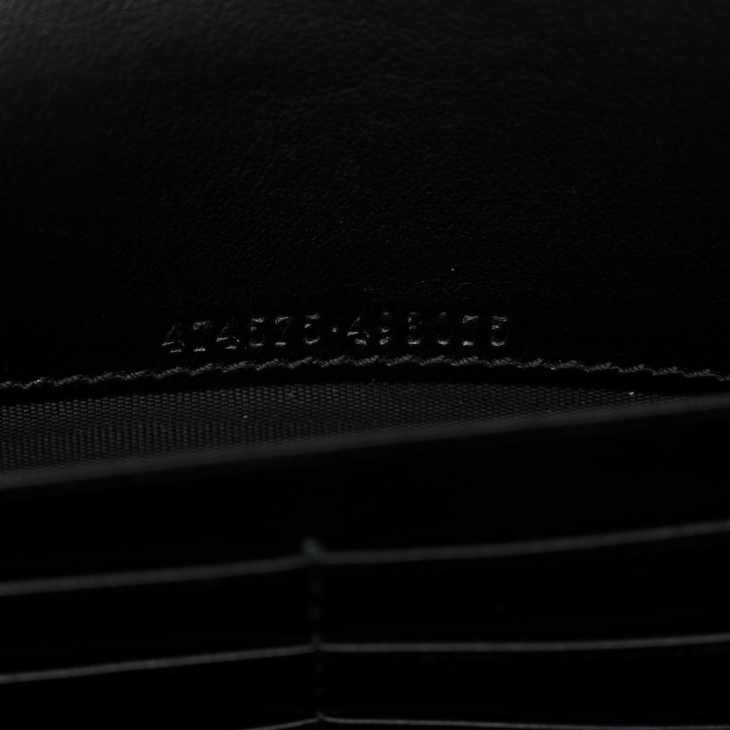 Gucci Calfskin Matelasse GG Marmont Chain Wallet Black