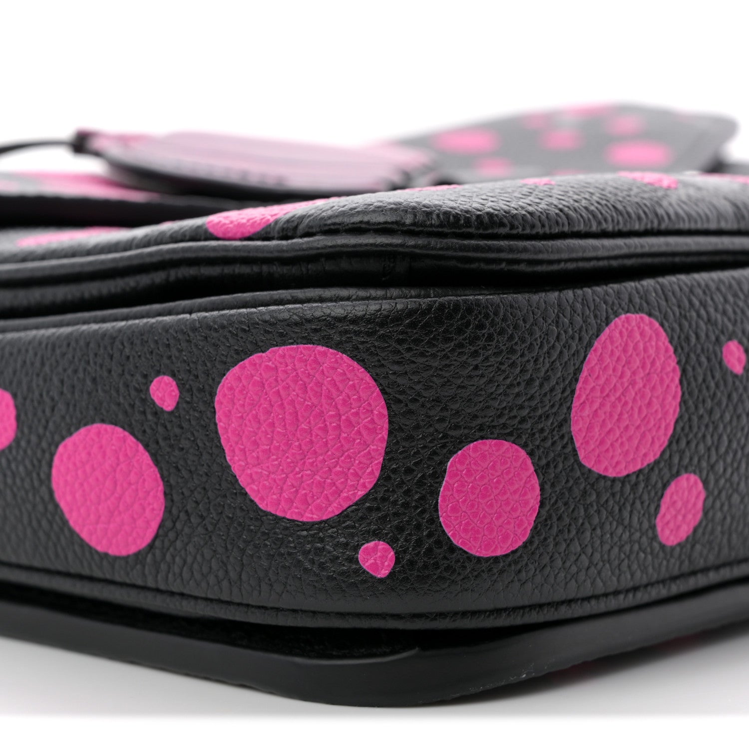 Louis Vuitton LV x YK Empreinte Monogram Giant Pochette Metis Black Fuchsia