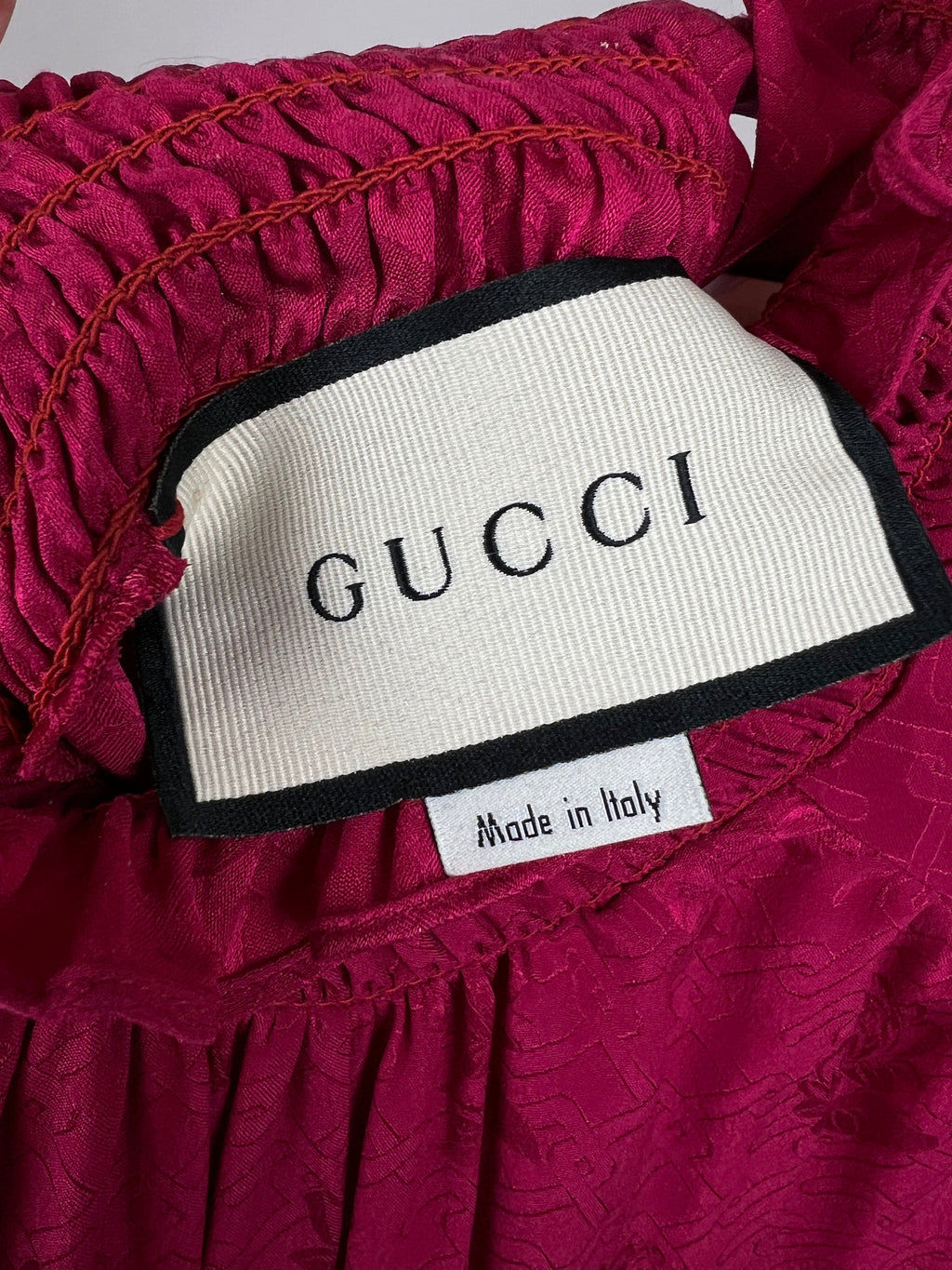 Gucci Fuchsia Silk Blouse with Floral Print Detail IT 38 (UK 6)