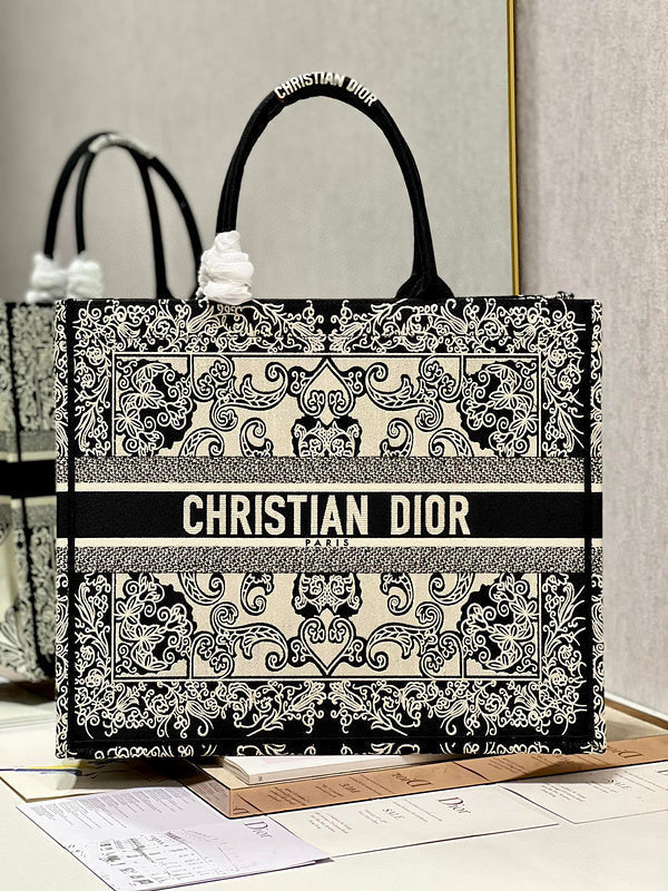 Dior Bags - 1786