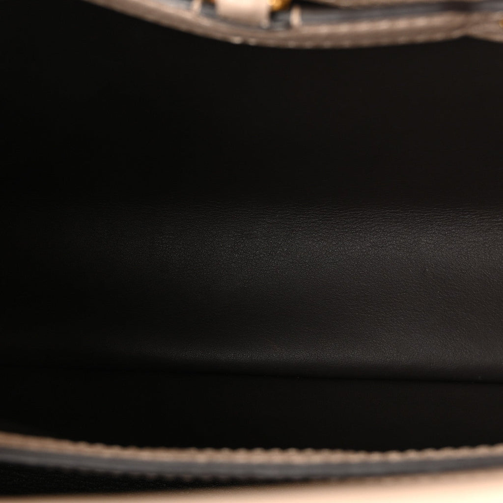 Louis Vuitton Taurillon Capucines PM Galet
