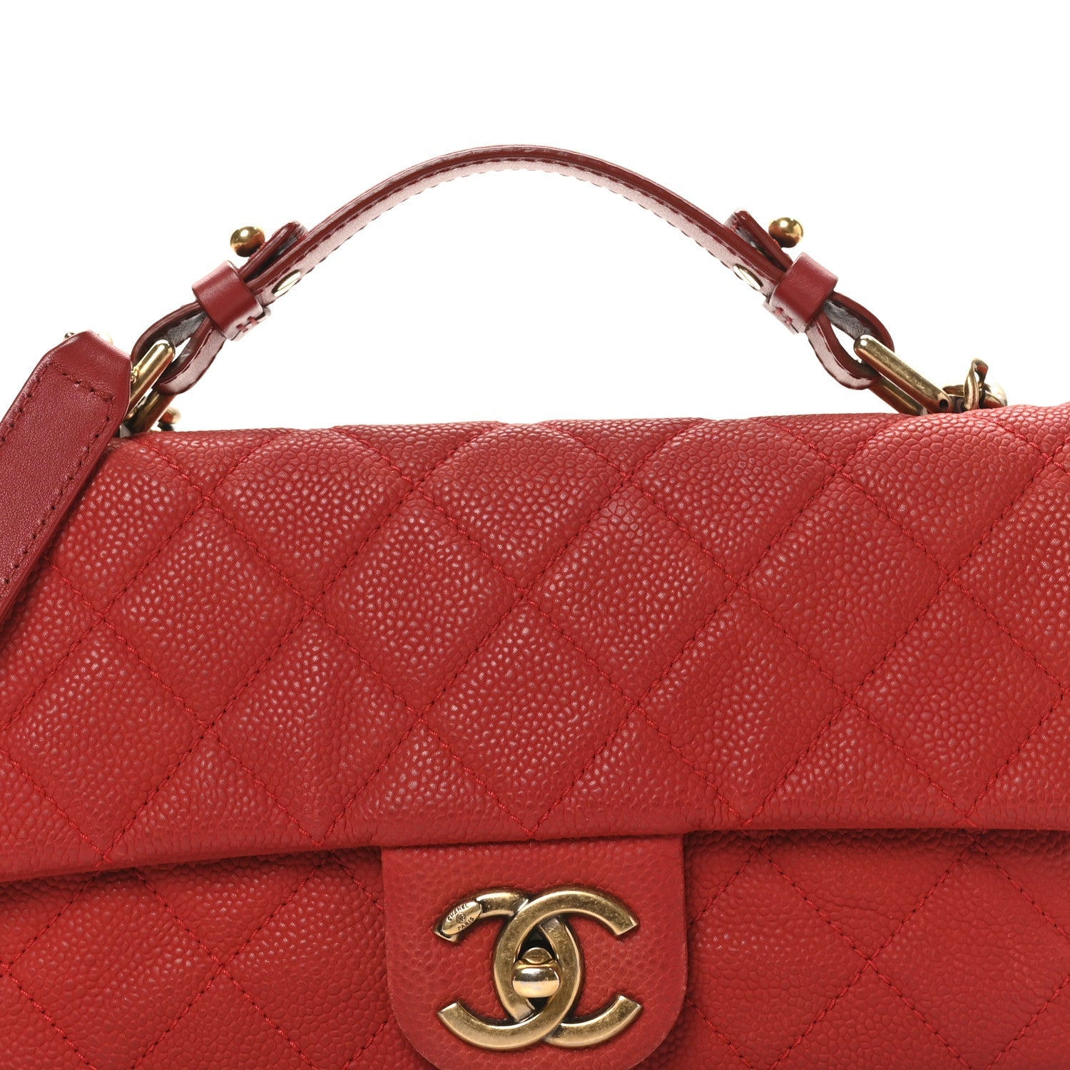 Chanel Iridescent Caviar Quilted Medium Chic Quilt Flap Red