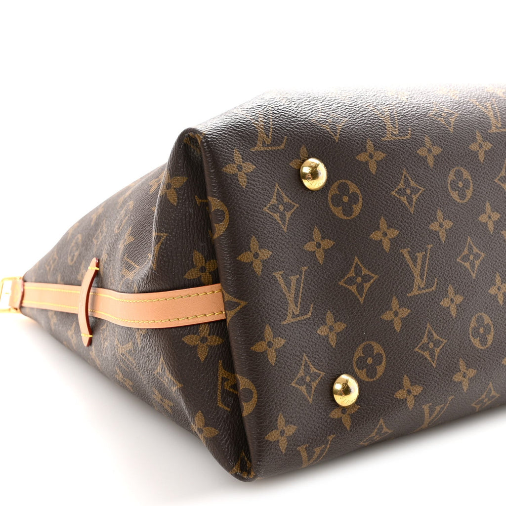 Louis Vuitton Monogram Carryall MM