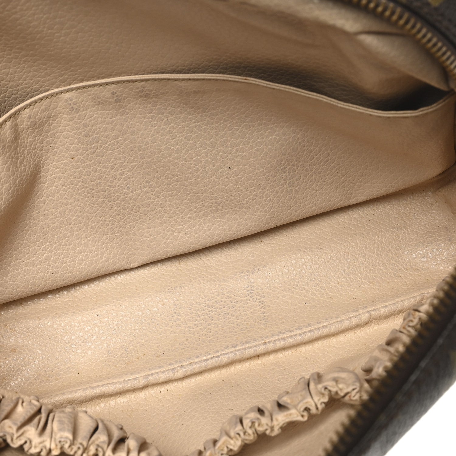 Louis Vuitton Monogram Trousse Toilette 23