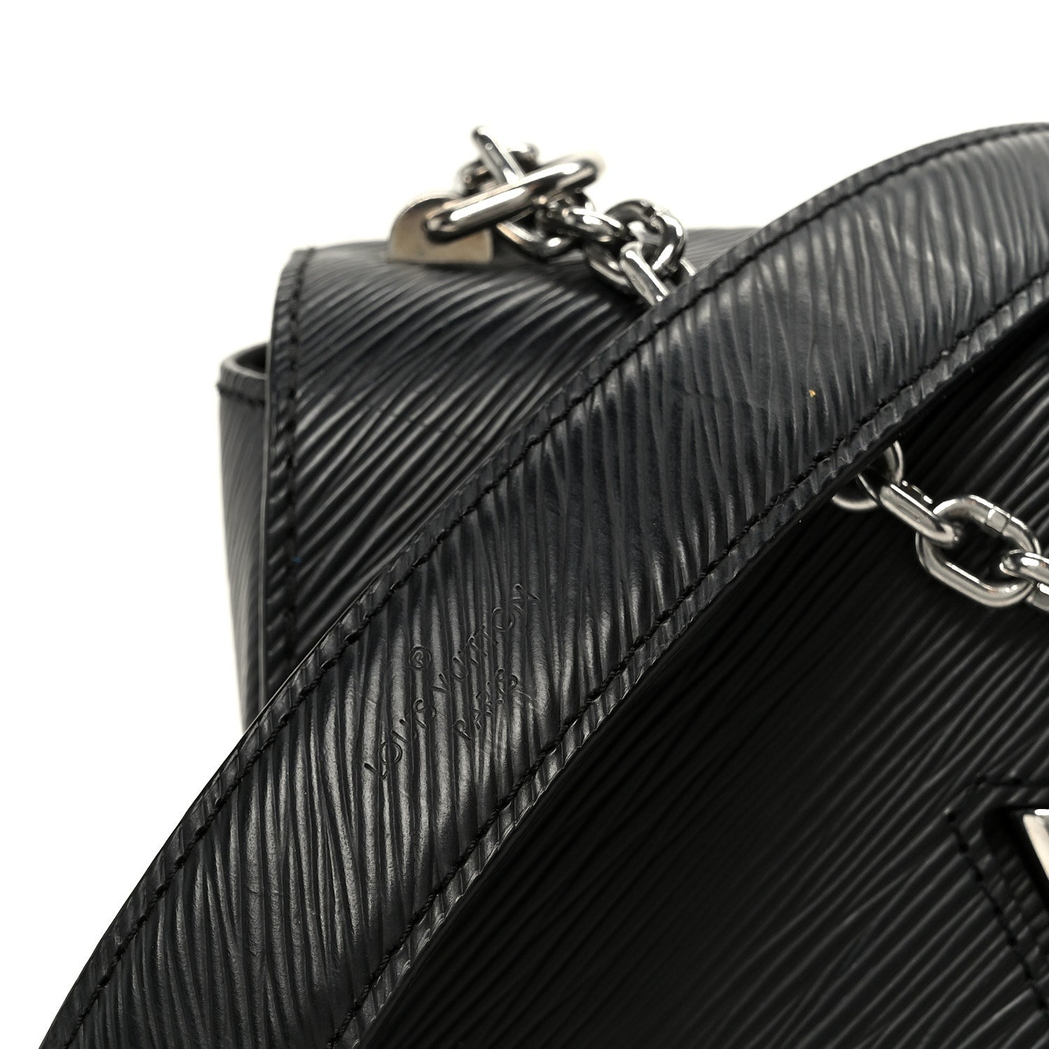 Louis Vuitton Epi Twist Shoulder Bag MM Black