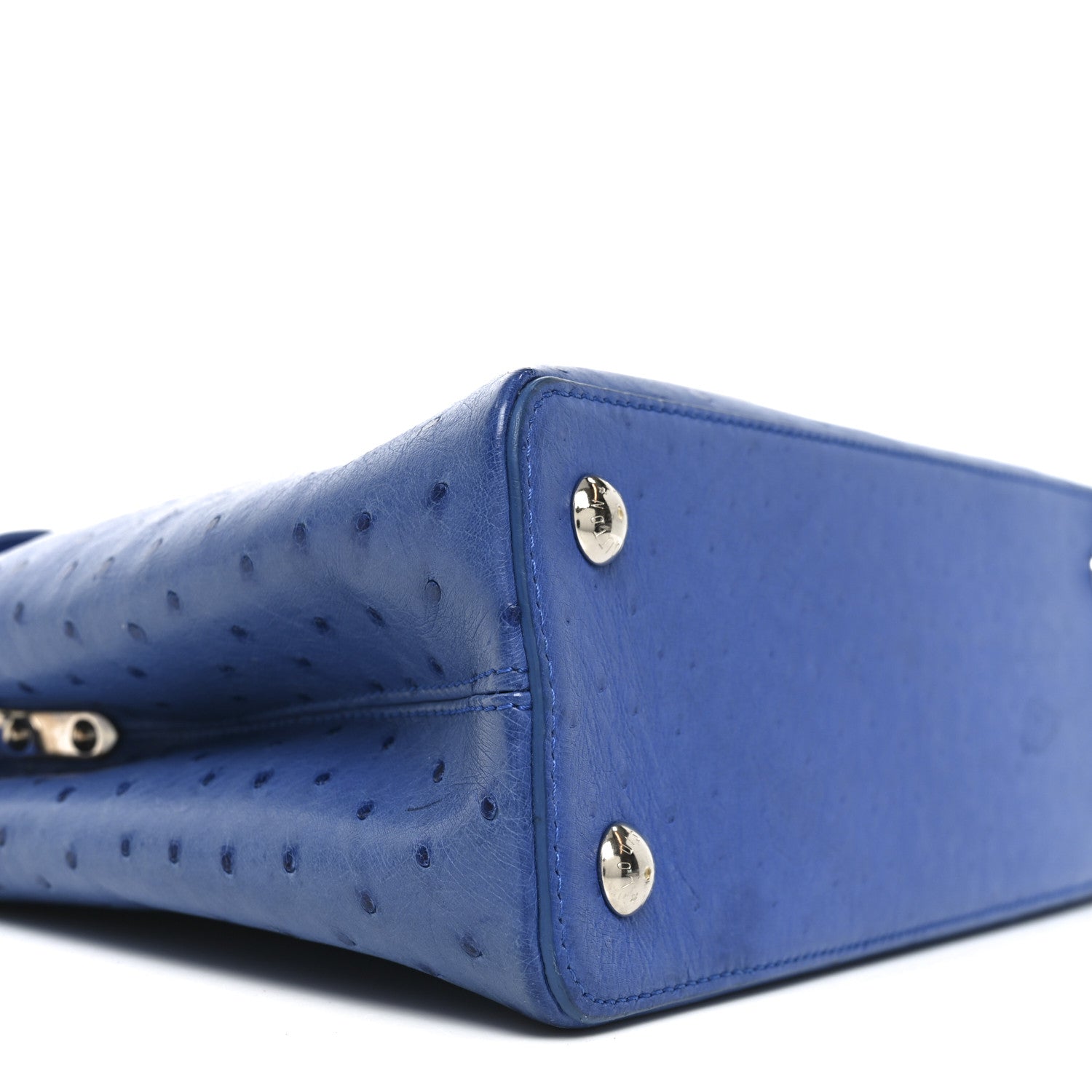 Louis Vuitton Ostrich Capucines MM Saphir