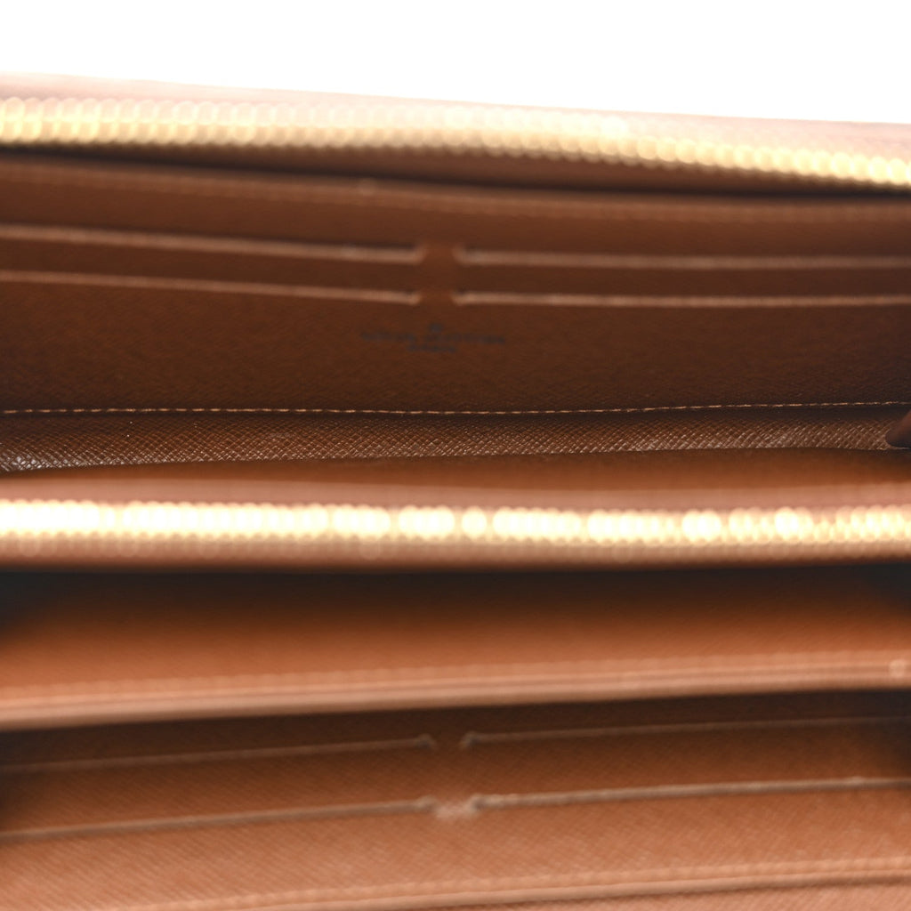 Louis Vuitton Monogram Zippy Wallet