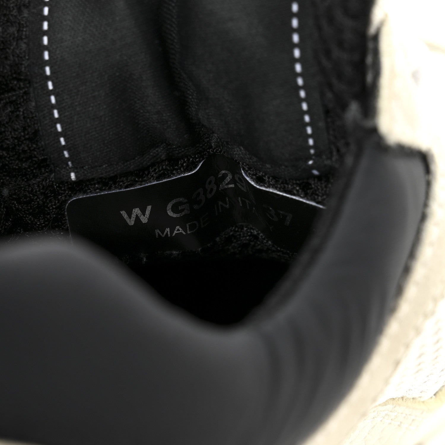 Mesh Suede Grained Calfskin Womens CC Sneakers 37 White Black