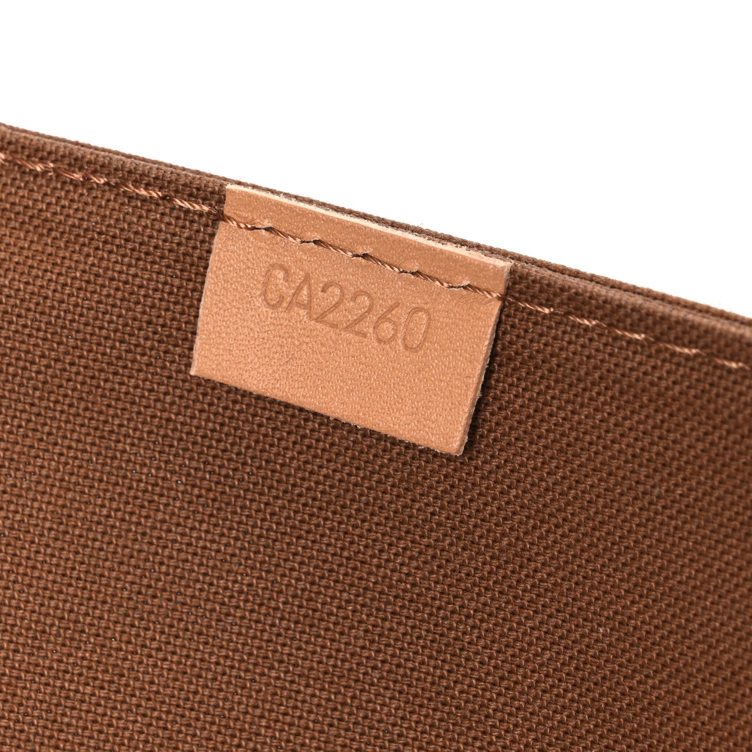Louis Vuitton Monogram Petit Sac Plat