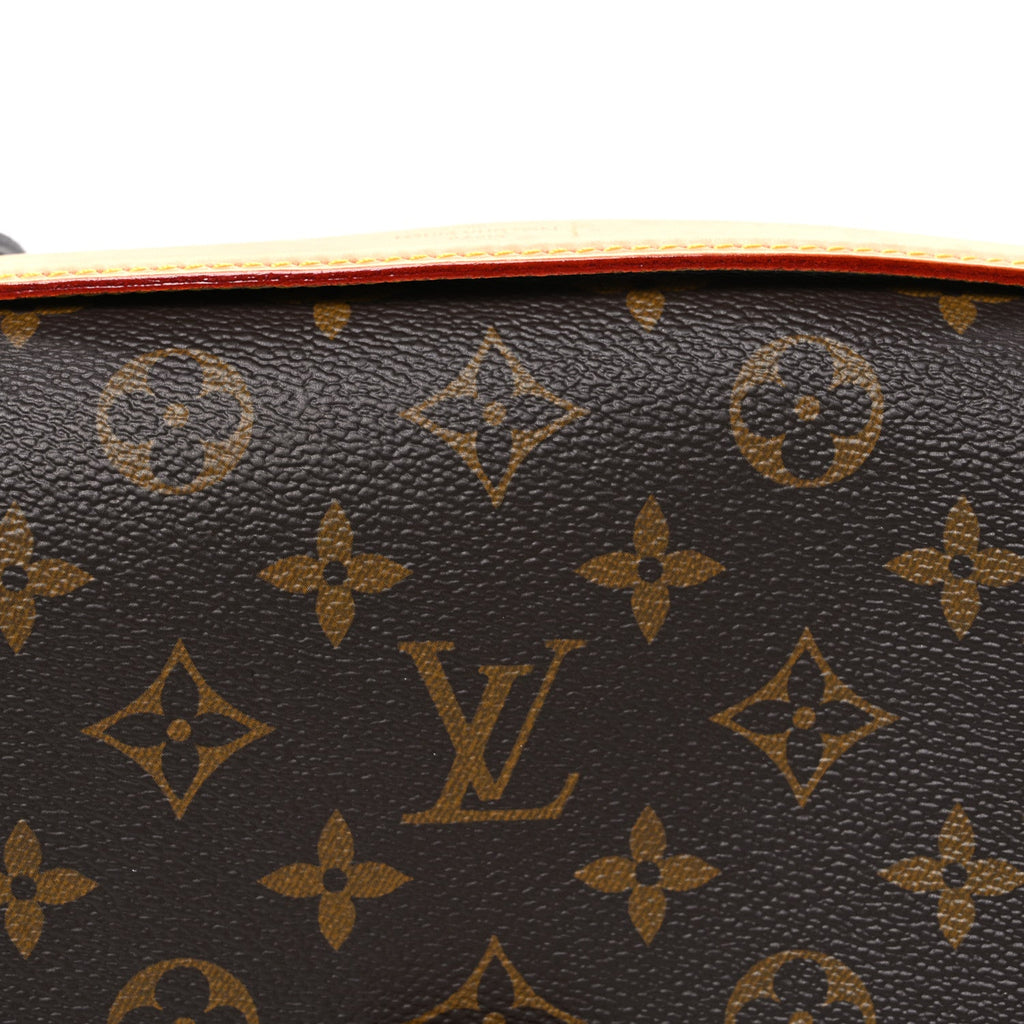 Louis Vuitton Monogram Pochette Metis