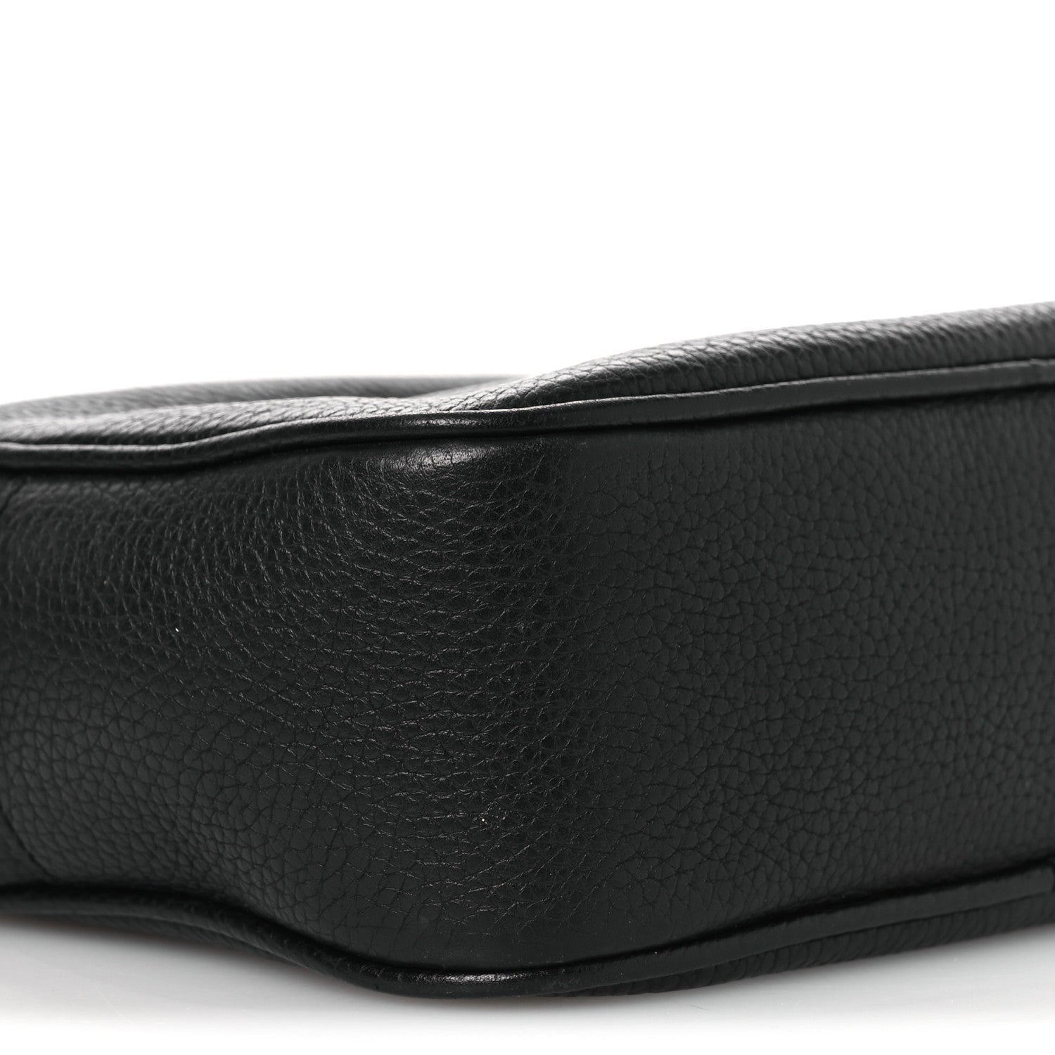 Gucci Pebbled Calfskin Small Soho Disco Bag Black