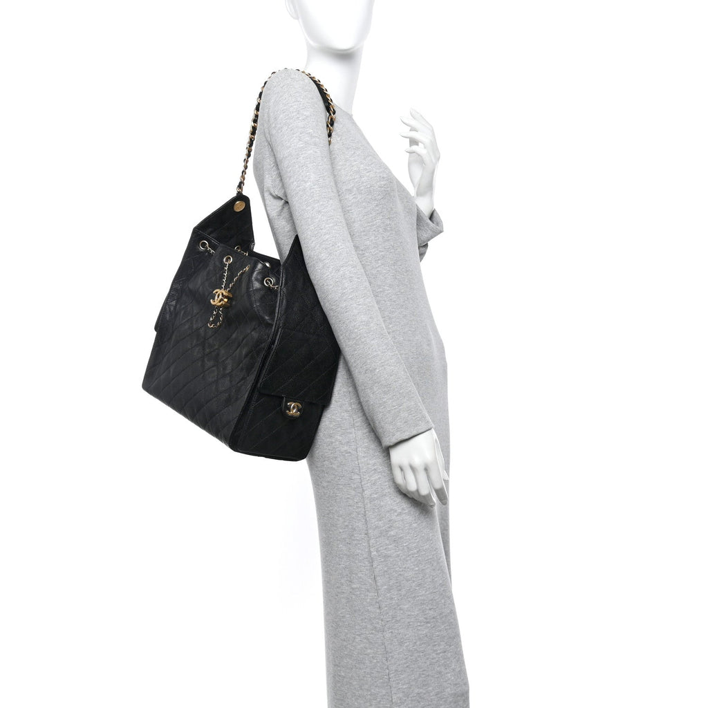 Chanel Caviar Quilted Medium Chanel 25 Handbag Black
