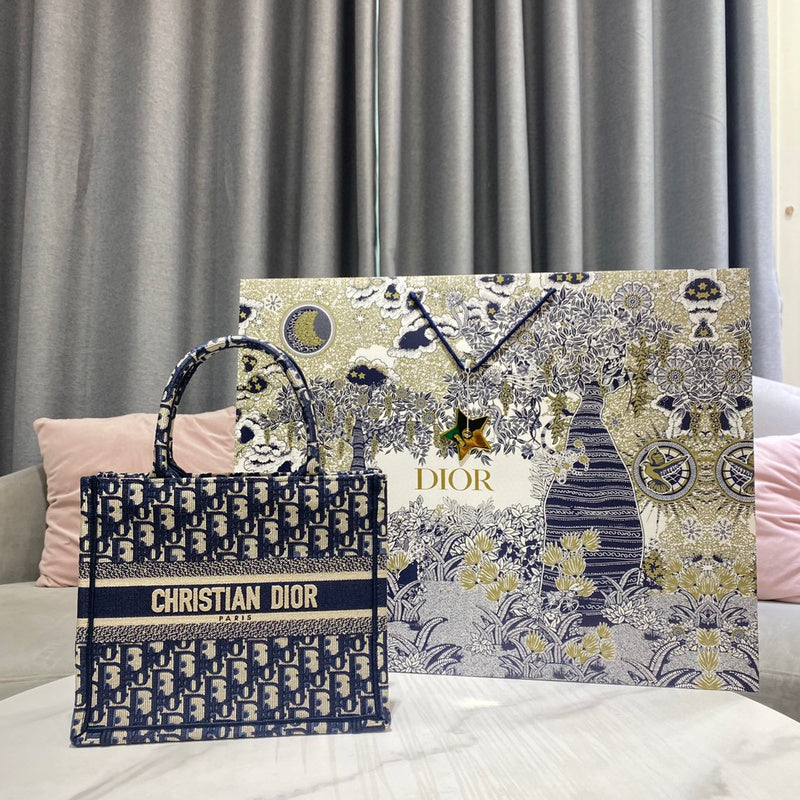 Dior Bags - 3367