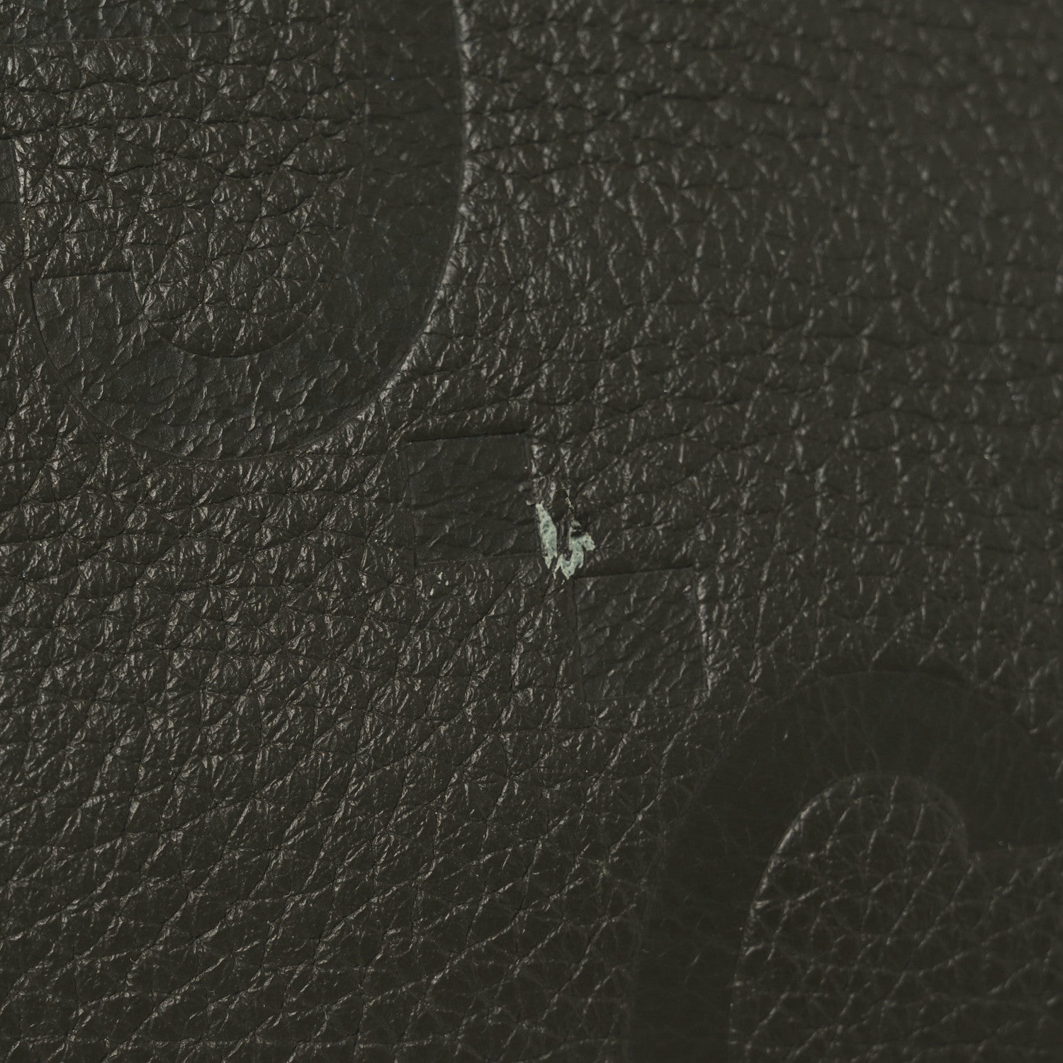 Gucci Piuma Calfskin Jumbo GG Embossed Medium Wristlet Messenger Bag Green
