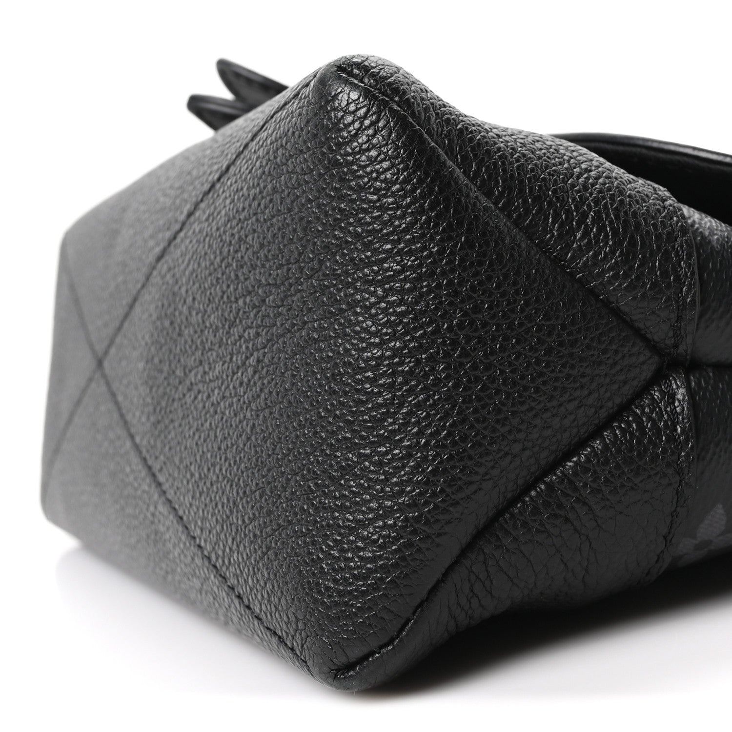 Louis Vuitton Monogram Eclipse Saumur Messenger NV Black