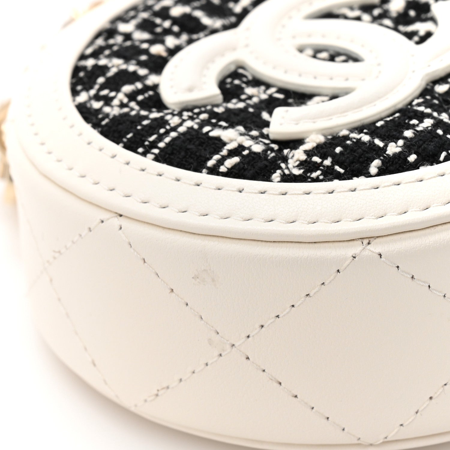 Chanel Tweed Quilted Round Filigree Pouch With Chain White Black