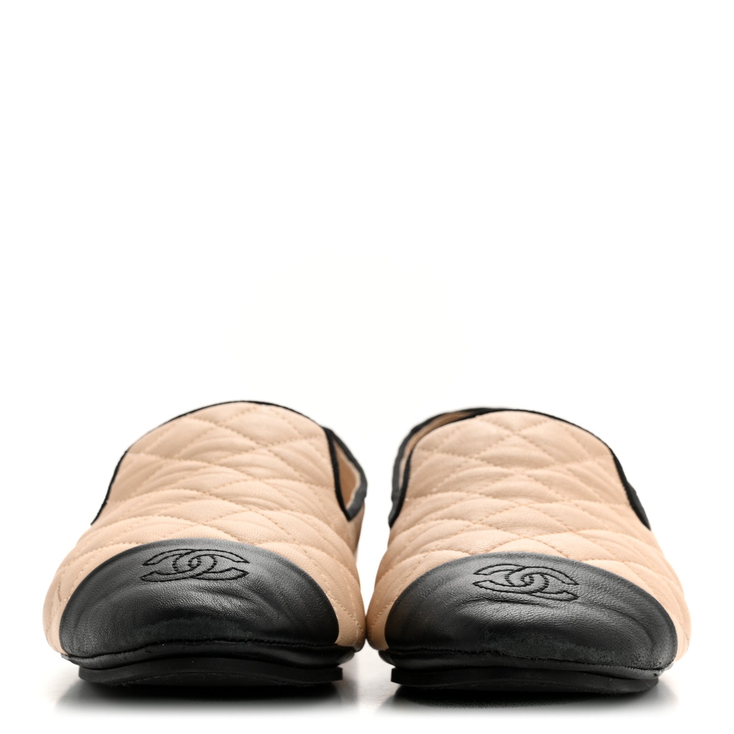 Lambskin Quilted Cap Toe Slipper With Pouch 39 Beige Black