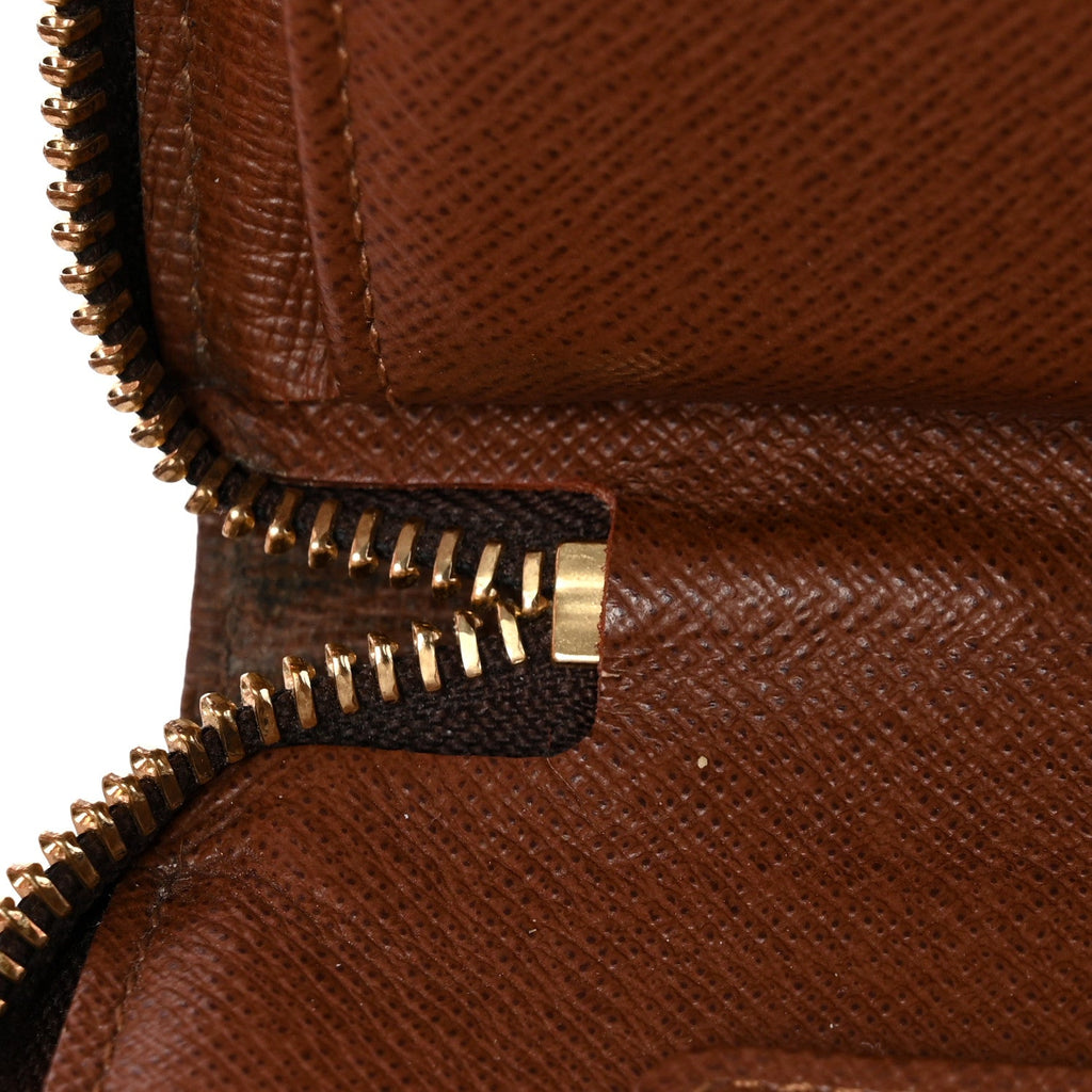 Louis Vuitton Monogram Zippy Organizer Wallet