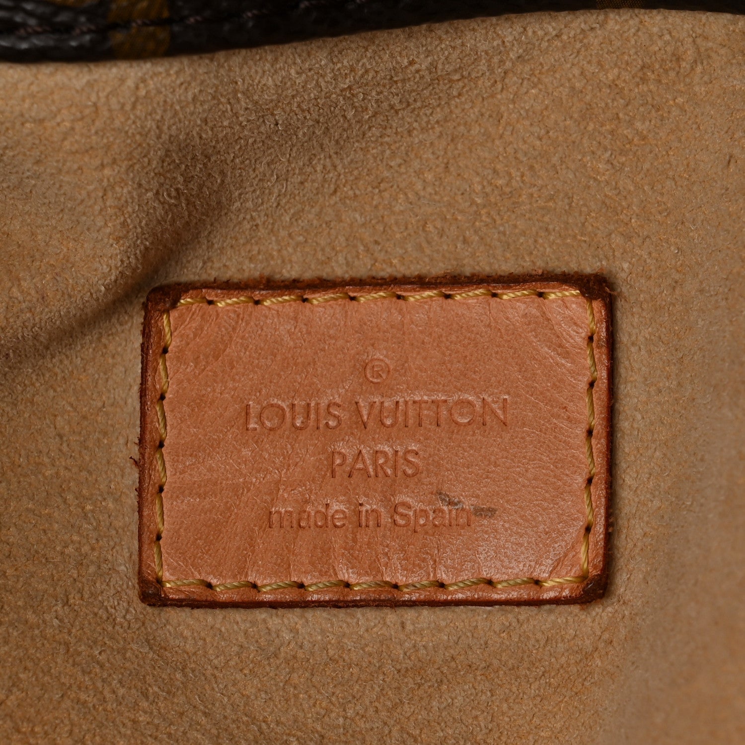 Louis Vuitton Monogram Artsy MM