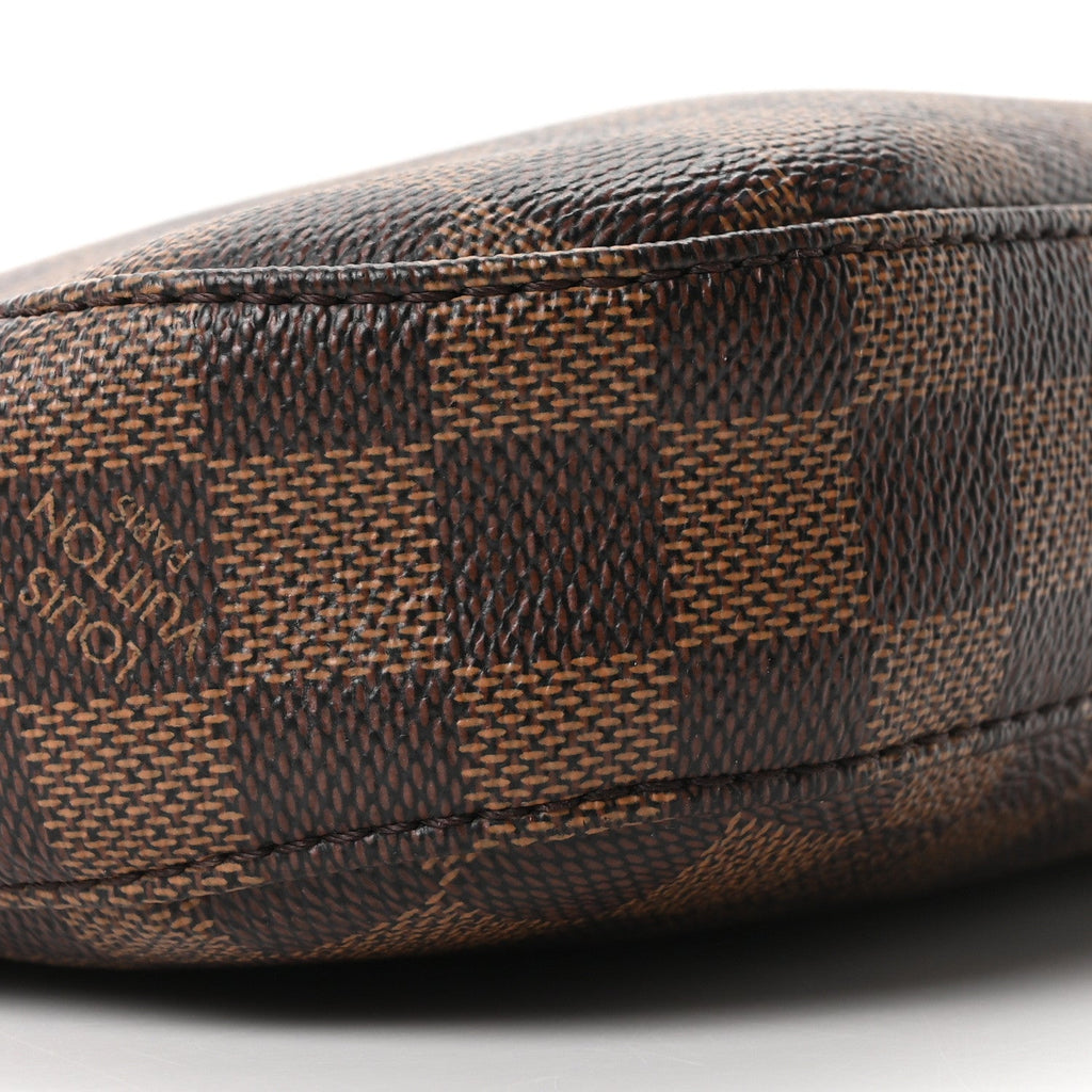 Louis Vuitton Damier Ebene South Bank Besace