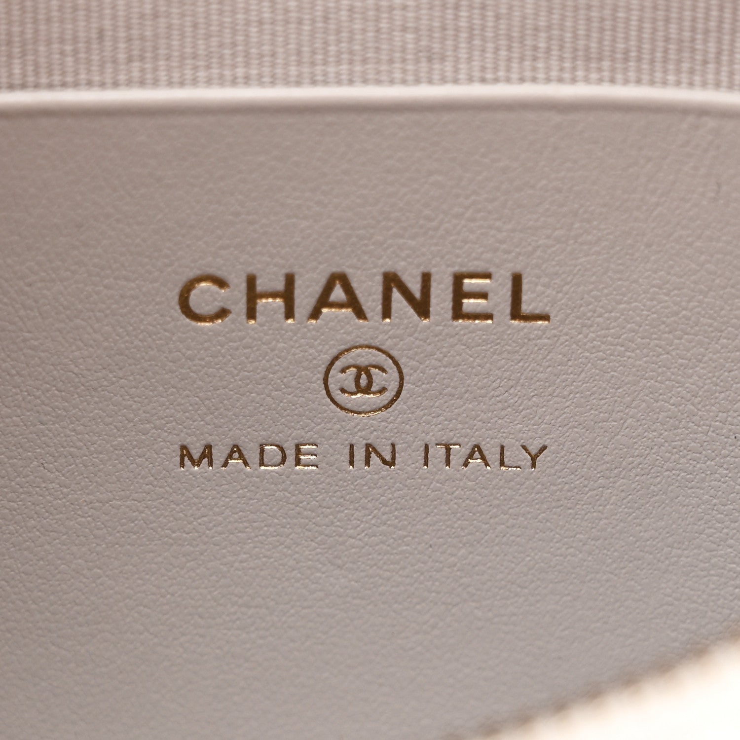 Chanel Shiny Caviar Quilted Hobo Clutch With Chain Light Grey