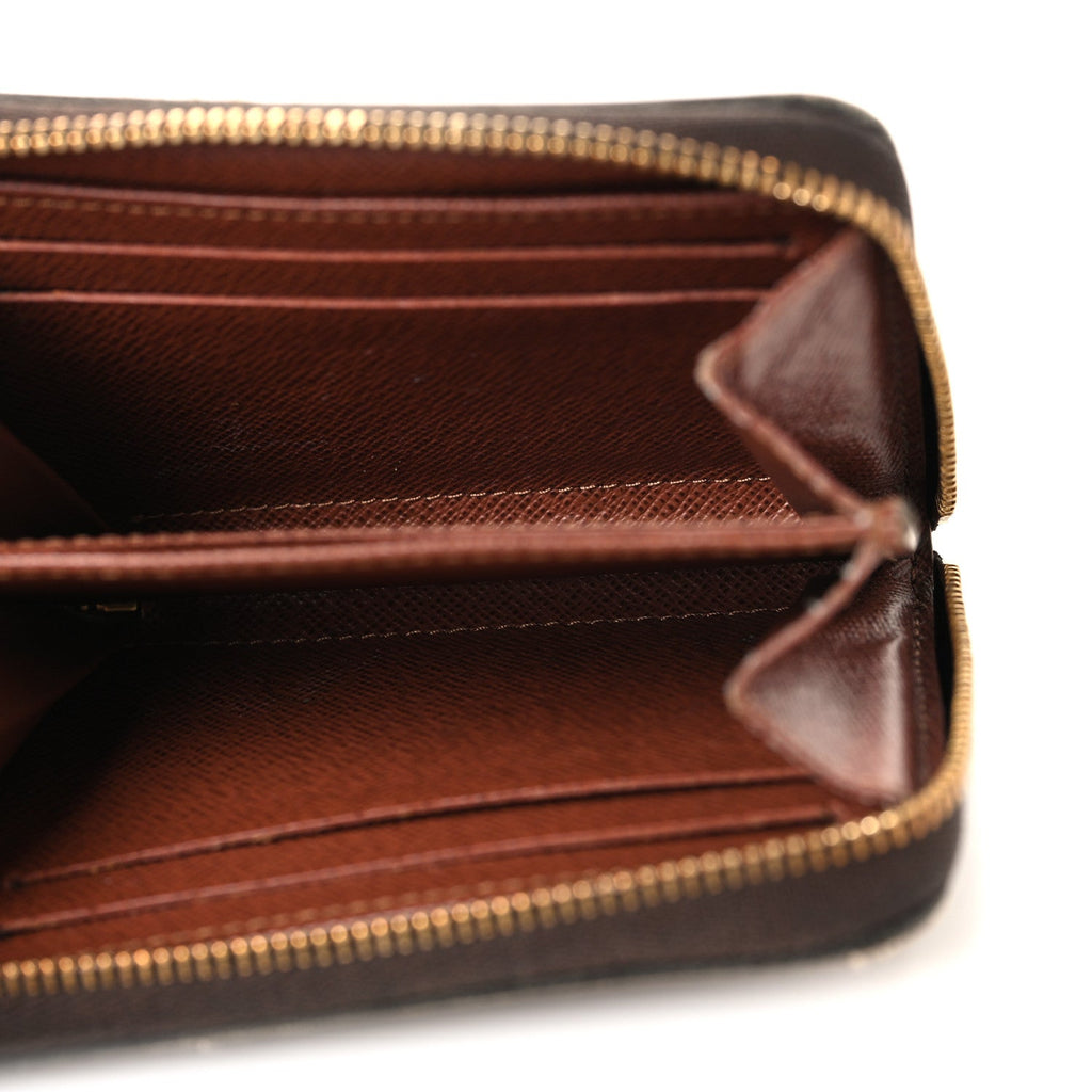 Louis Vuitton Monogram Zippy Coin Purse