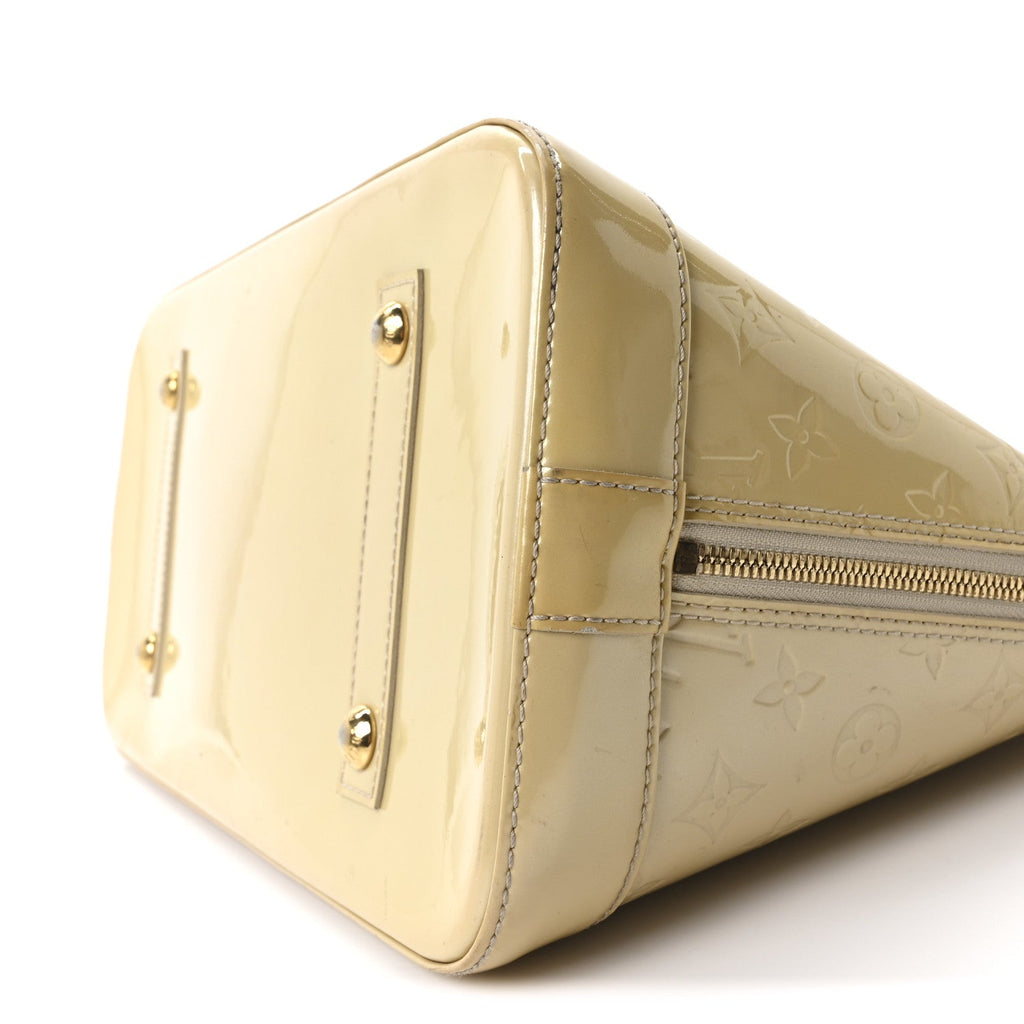 Louis Vuitton Vernis Alma GM Blanc Corail