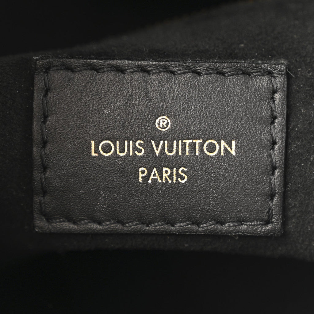 Louis Vuitton Empreinte Monogram Giant Onthego PM Black