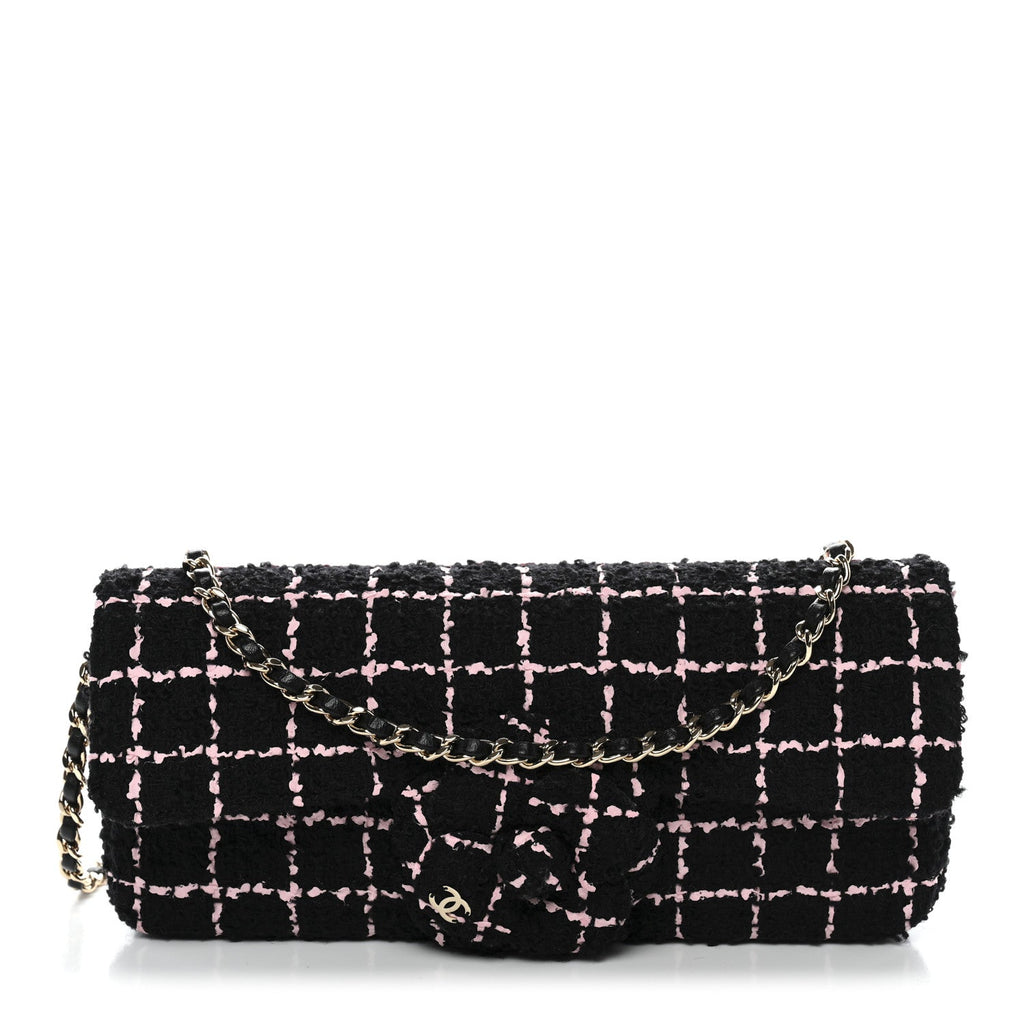 Chanel Tweed Quilted East West Camellia Clutch Black Pink