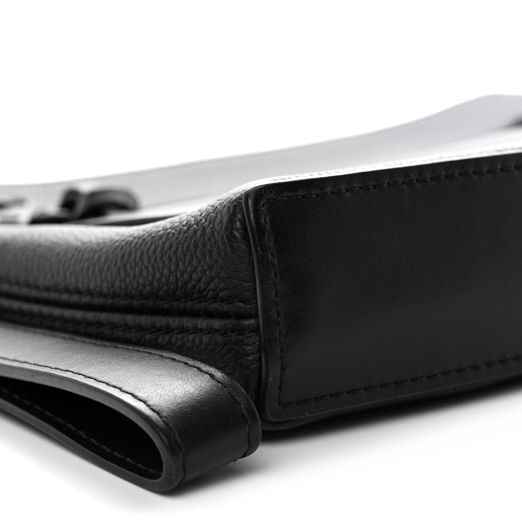 Louis Vuitton Grained Calfskin Aerogram Takeoff Pouch Black