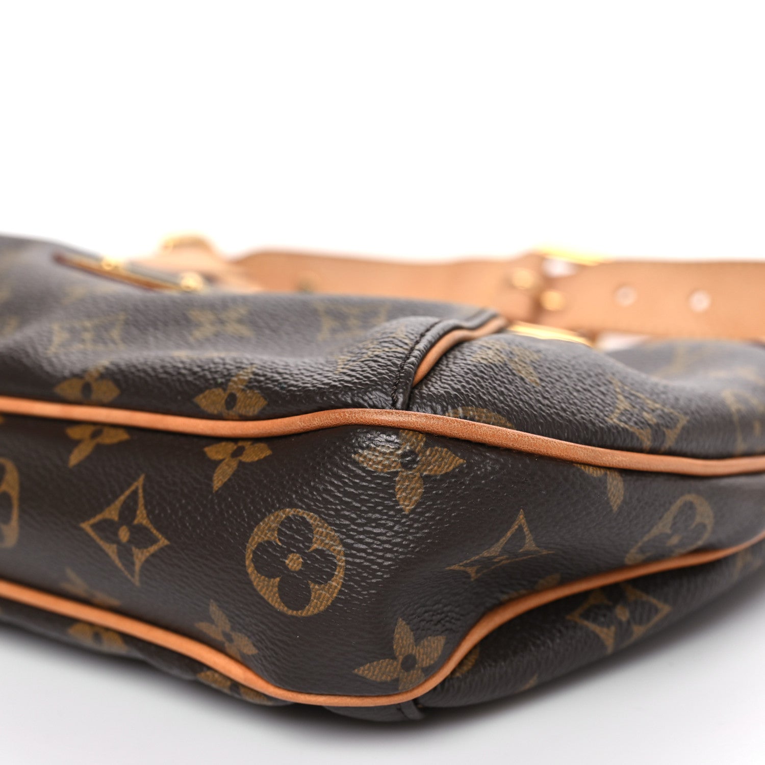 Louis Vuitton Monogram Thames PM