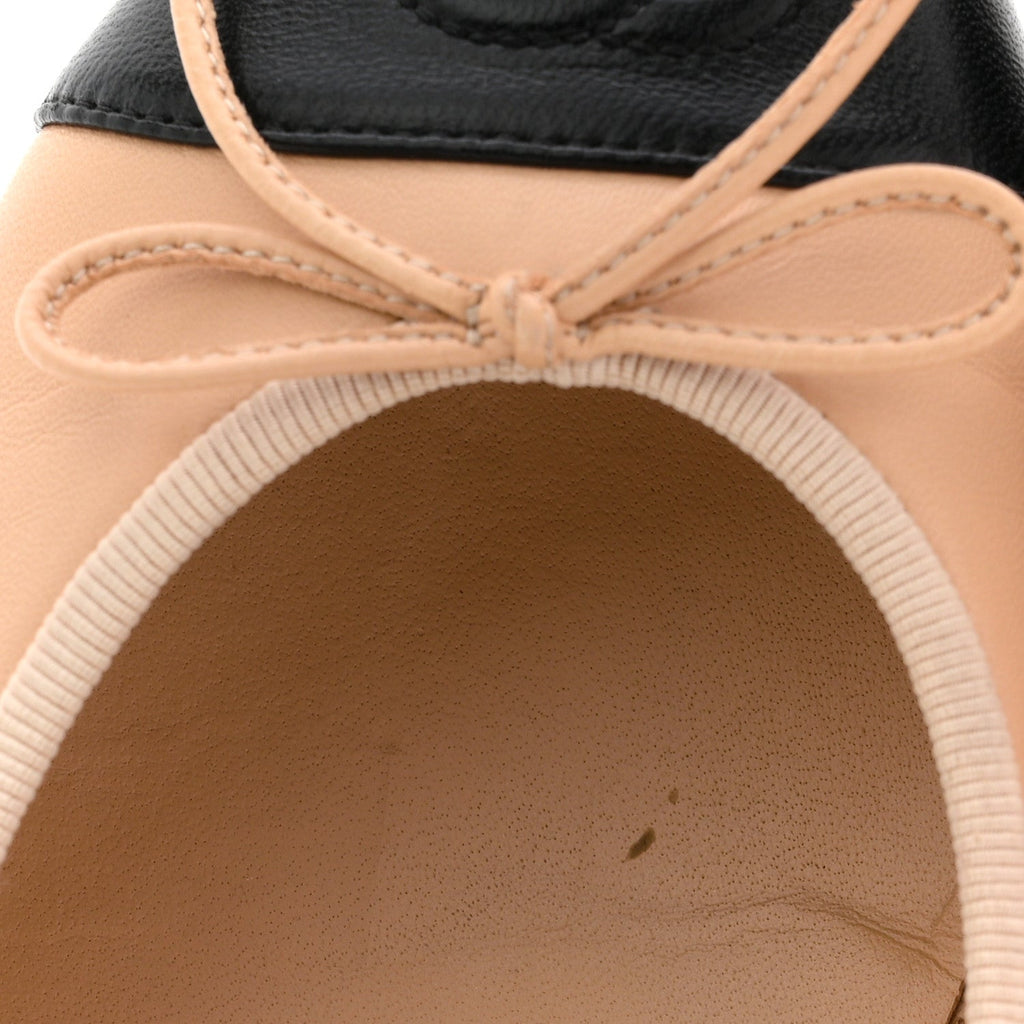 Lambskin Cap Toe CC Ballerina Flats 36 Beige Black