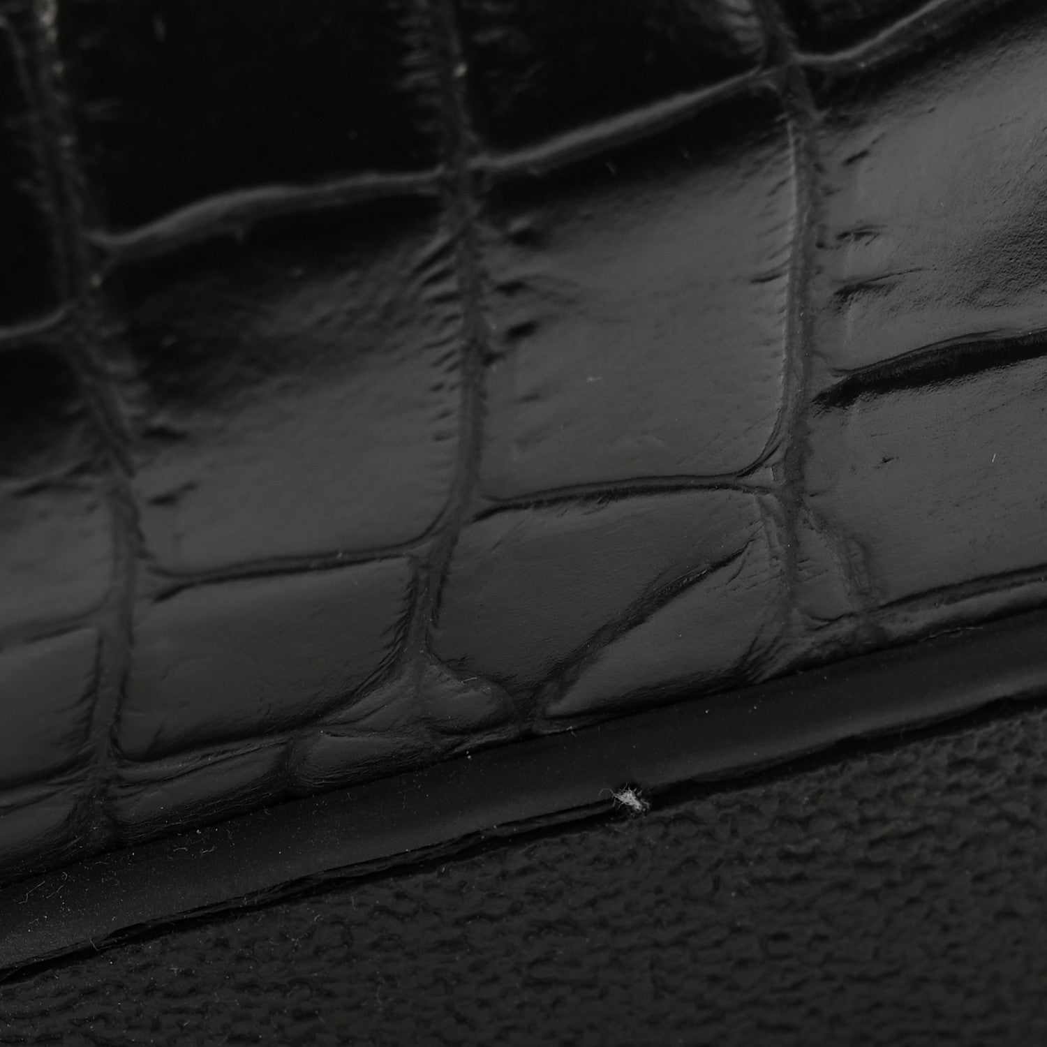 Louis Vuitton Calfskin Crocodile Embossed Frontrow Mens Sneakers 8 Black